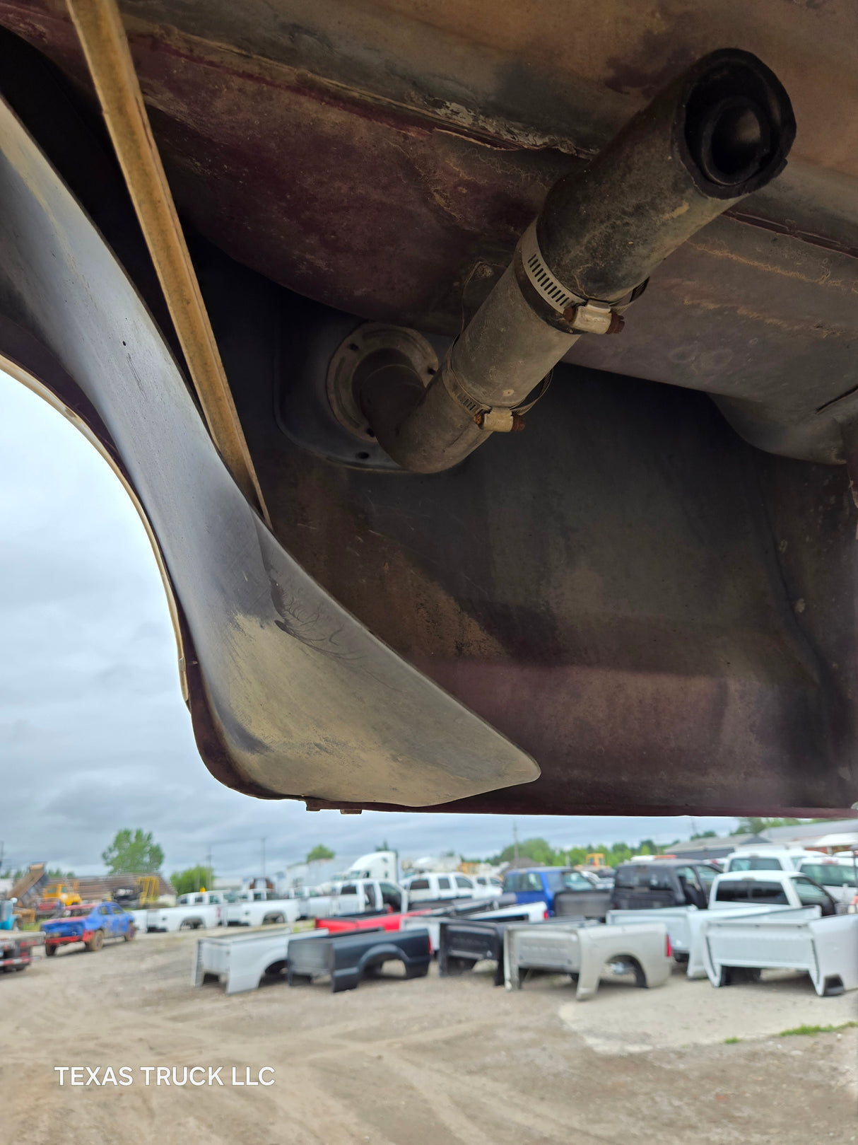 1987-1997 Ford F150 F250 F350 OBS 6' 9" Short Truck Bed
