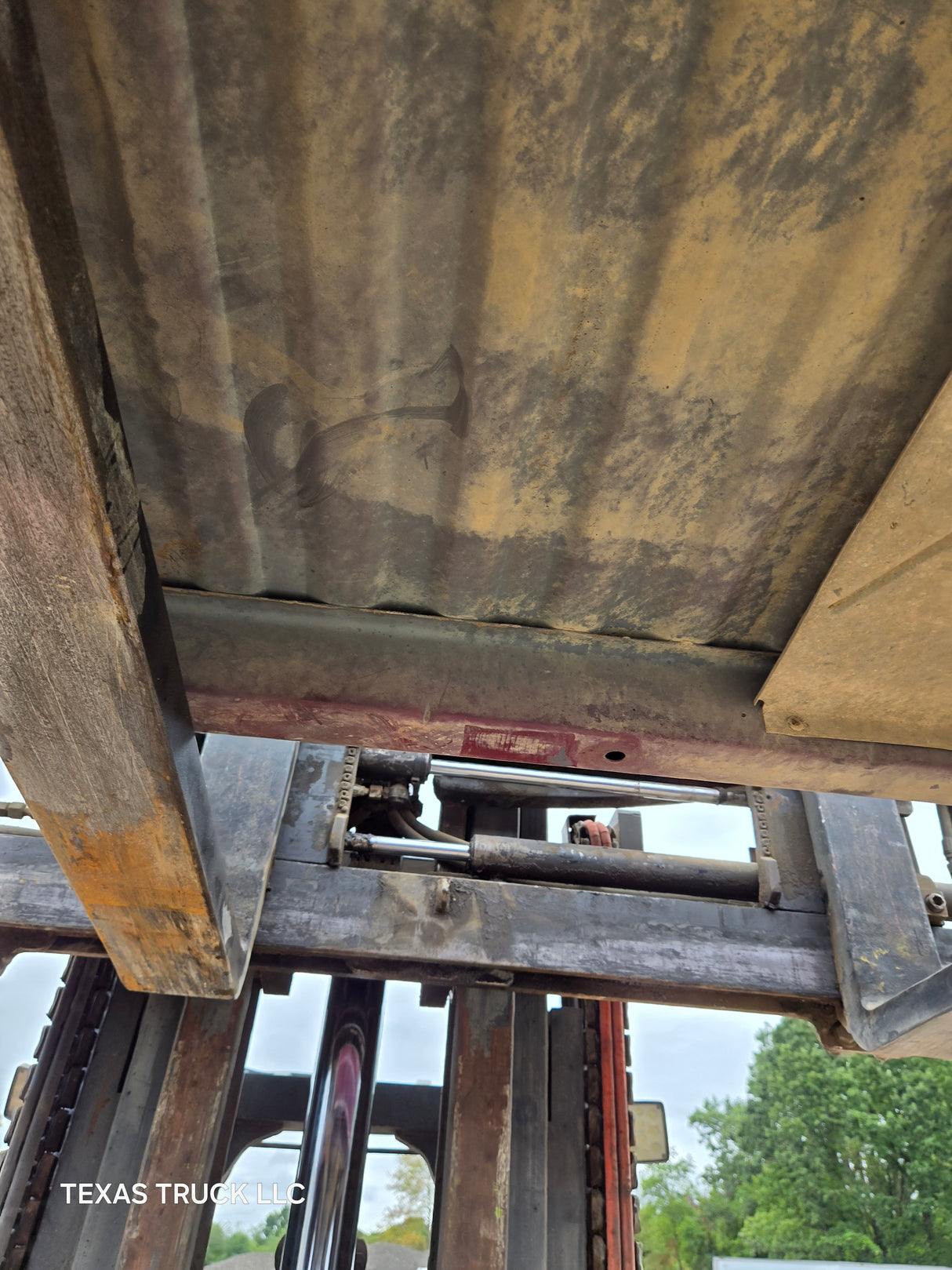 1987-1997 Ford F150 F250 F350 OBS 6' 9" Short Truck Bed