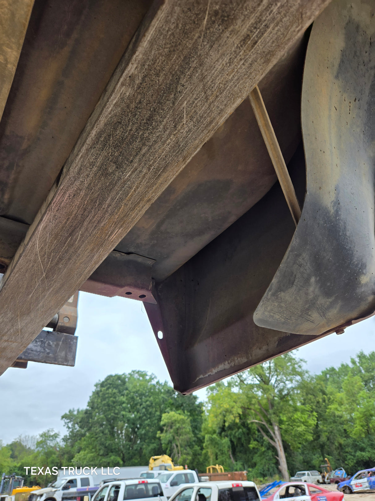 1987-1997 Ford F150 F250 F350 OBS 6' 9" Short Truck Bed