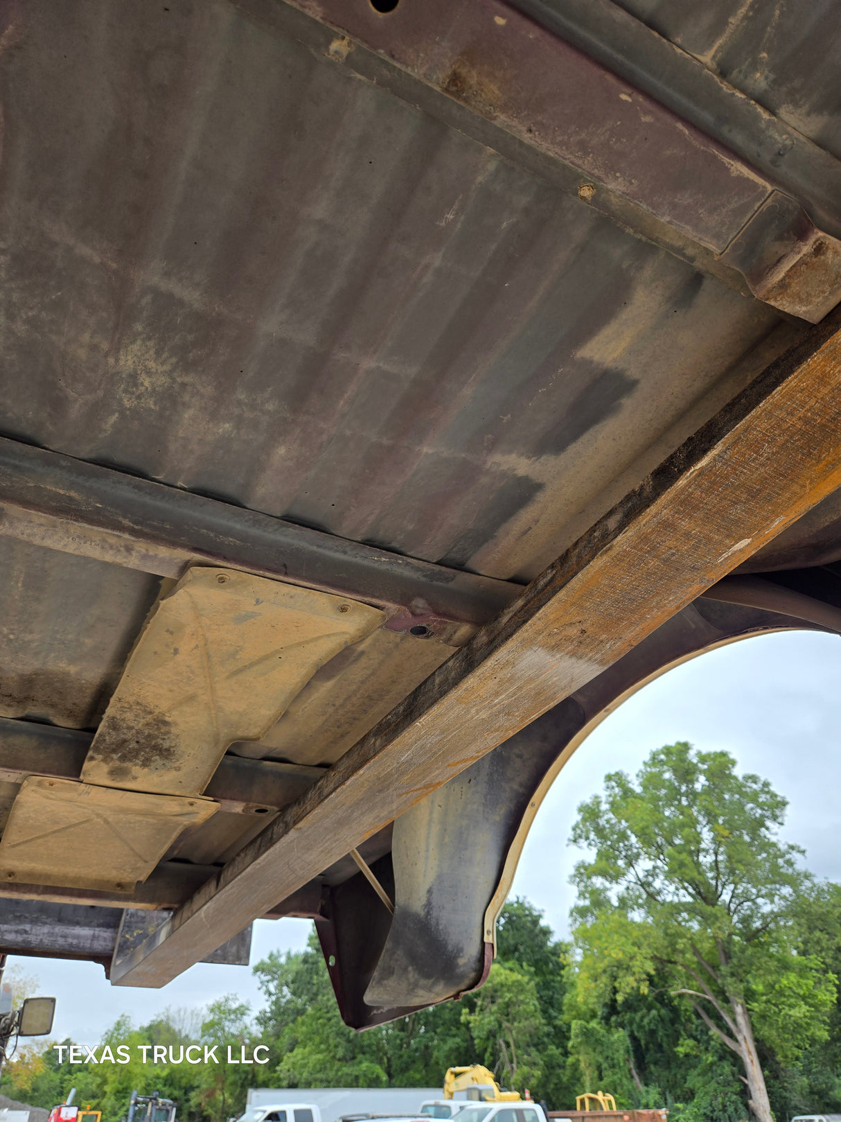 1987-1997 Ford F150 F250 F350 OBS 6' 9" Short Truck Bed