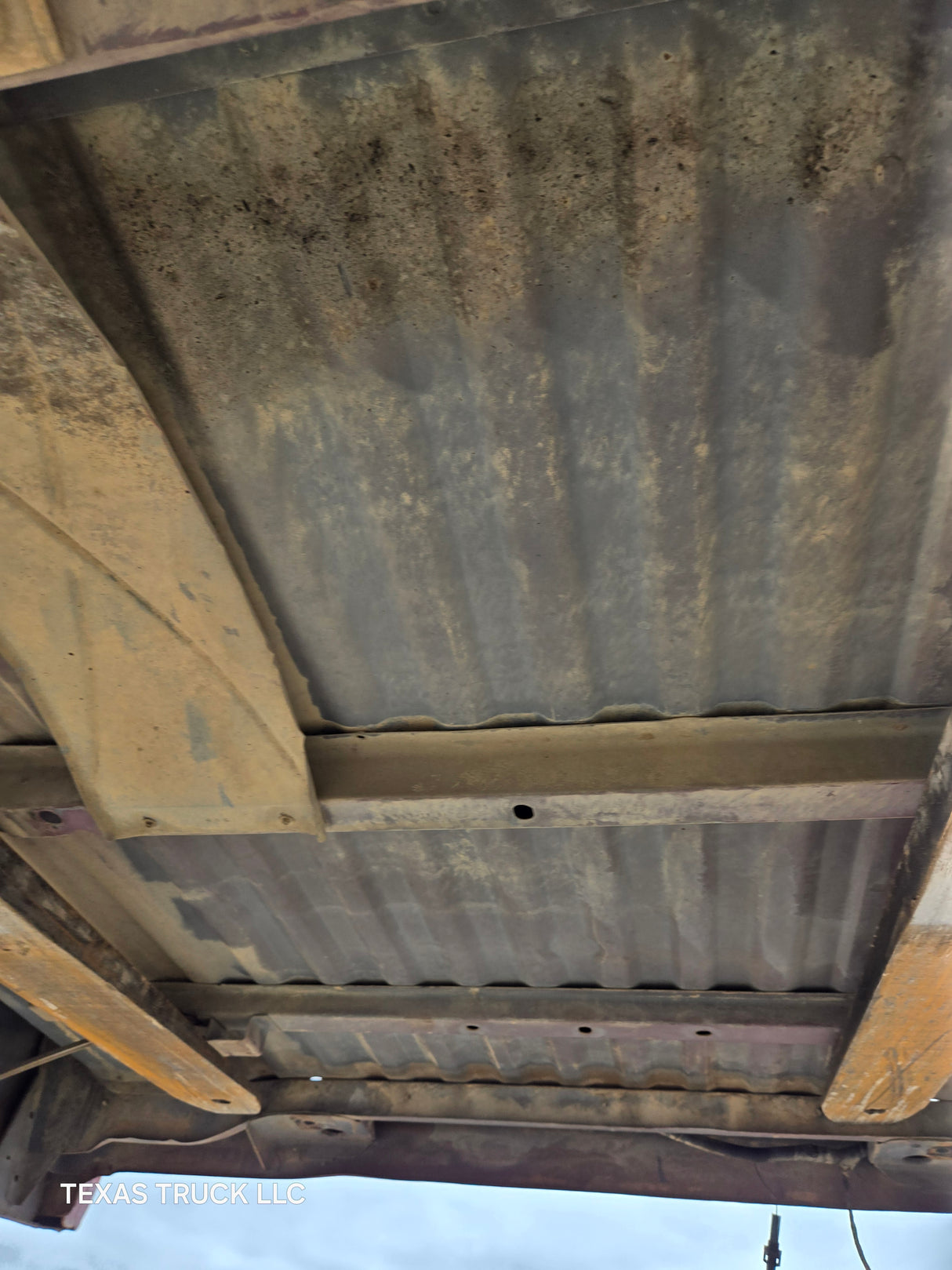 1987-1997 Ford F150 F250 F350 OBS 6' 9" Short Truck Bed