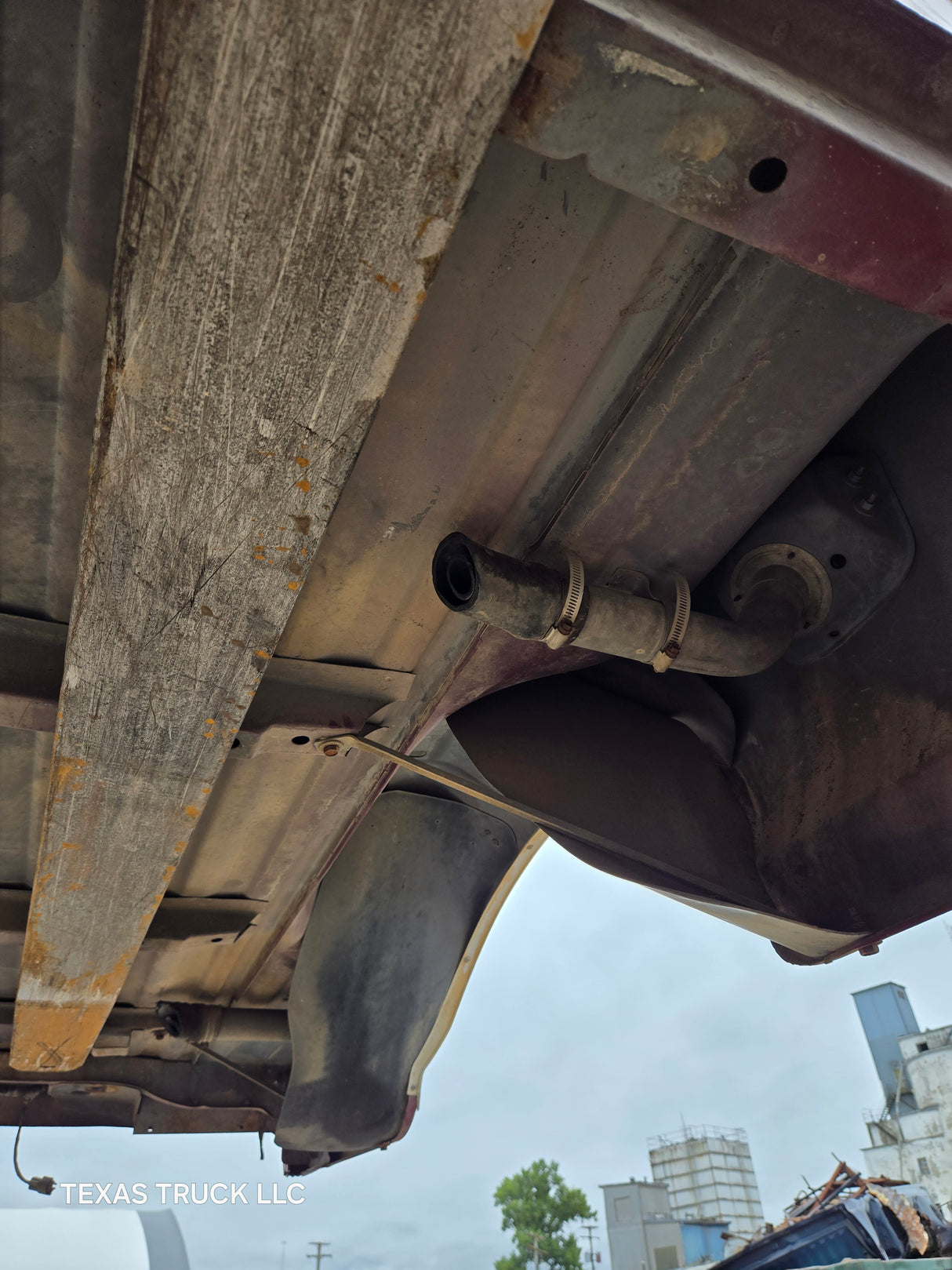 1987-1997 Ford F150 F250 F350 OBS 6' 9" Short Truck Bed
