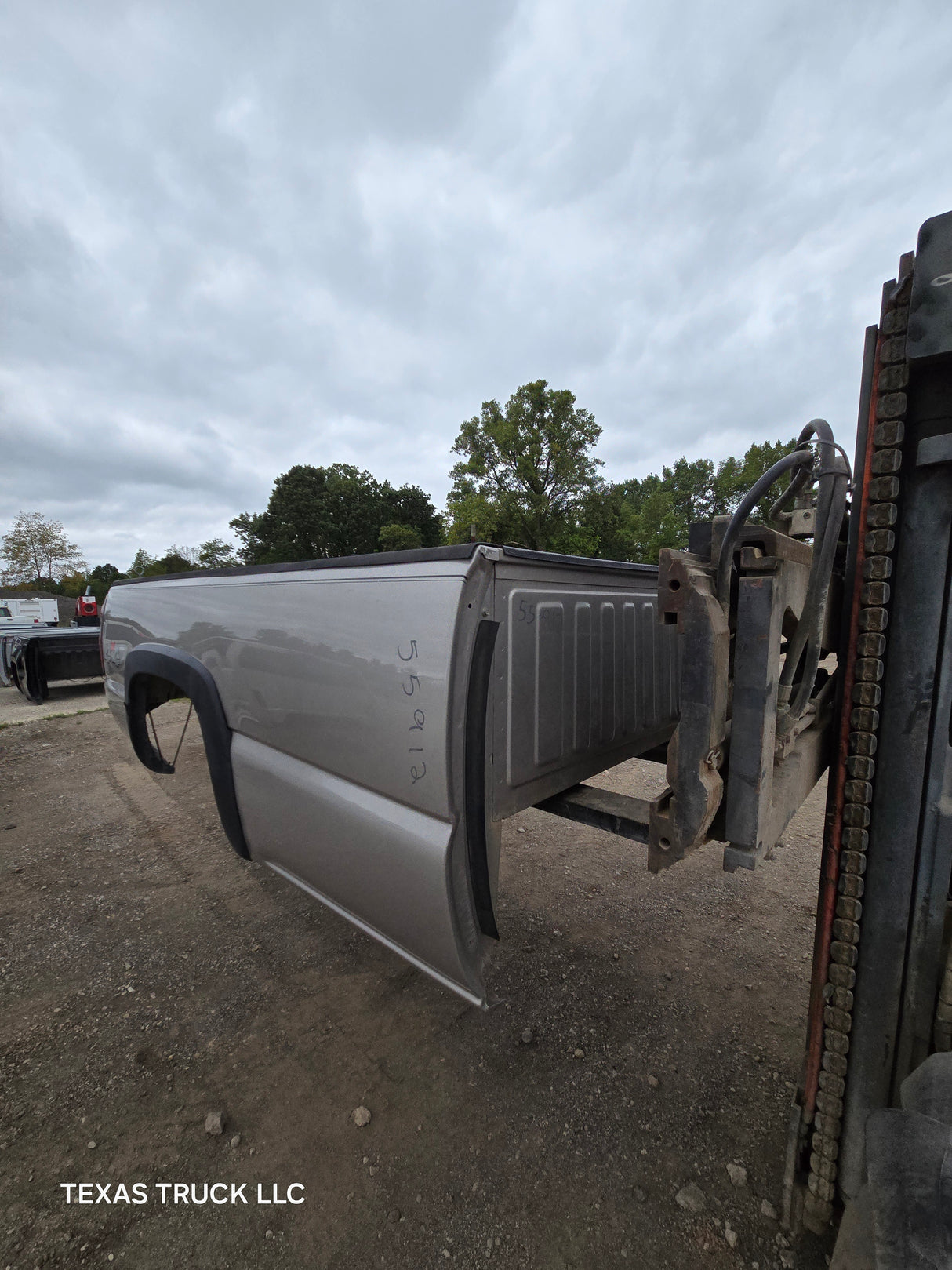 1999-2007 Chevrolet Silverado / GMC Sierra 1500 2500 3500 HD 8' Long Bed Truck Bed - Pewter/Tan