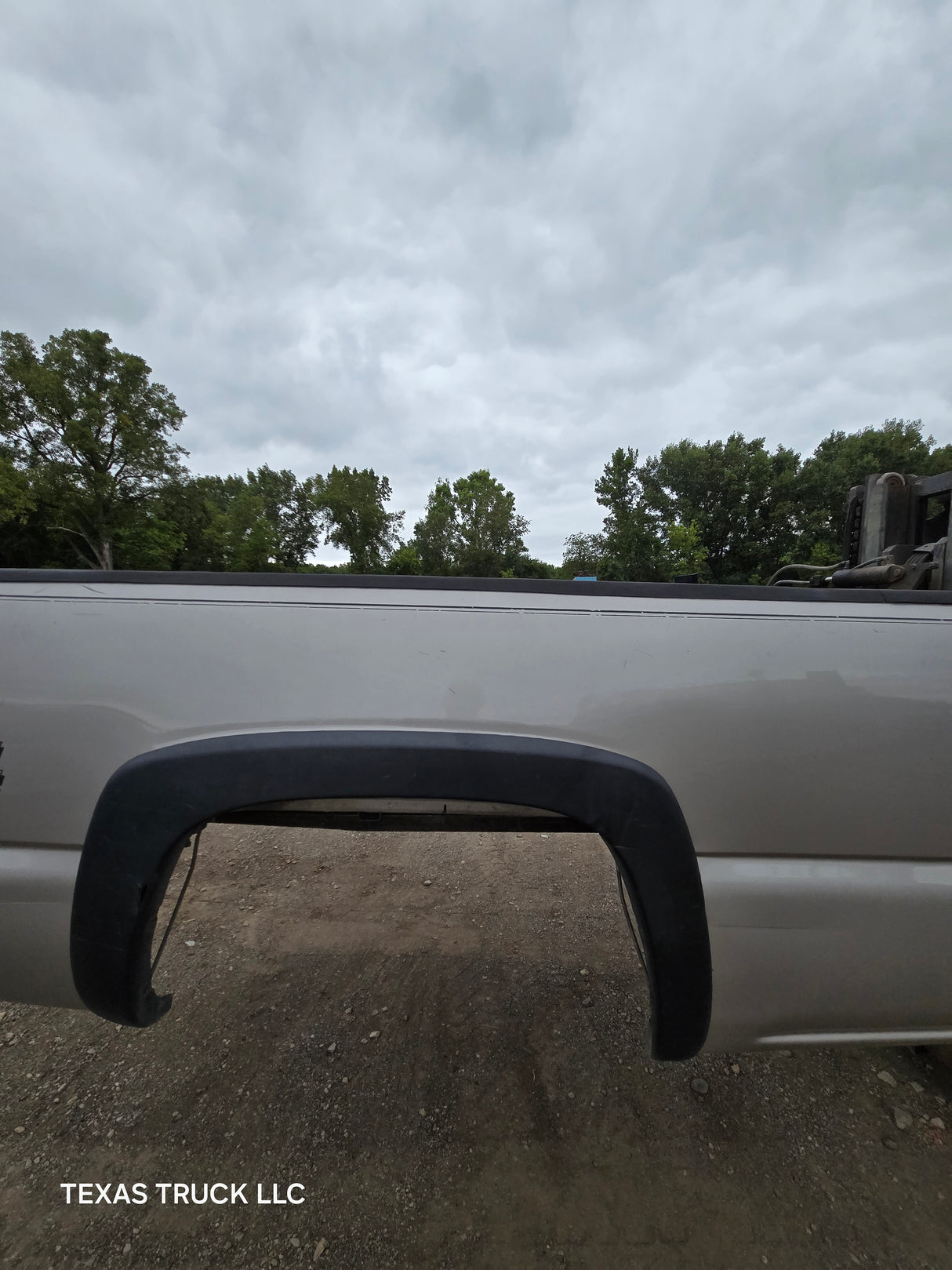 1999-2007 Chevrolet Silverado / GMC Sierra 1500 2500 3500 HD 8' Long Bed Truck Bed - Pewter/Tan