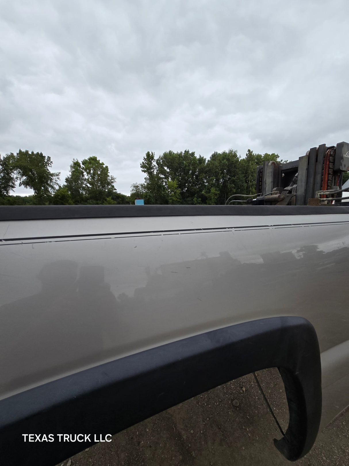 1999-2007 Chevrolet Silverado / GMC Sierra 1500 2500 3500 HD 8' Long Bed Truck Bed - Pewter/Tan