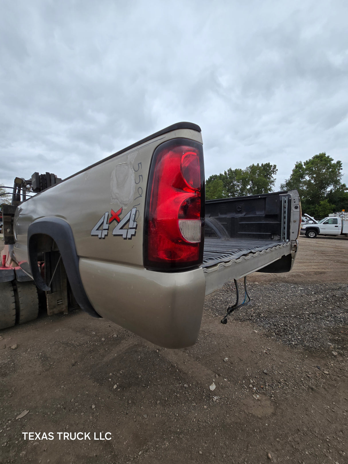 1999-2007 Chevrolet Silverado / GMC Sierra 1500 2500 3500 HD 8' Long Bed Truck Bed - Pewter/Tan