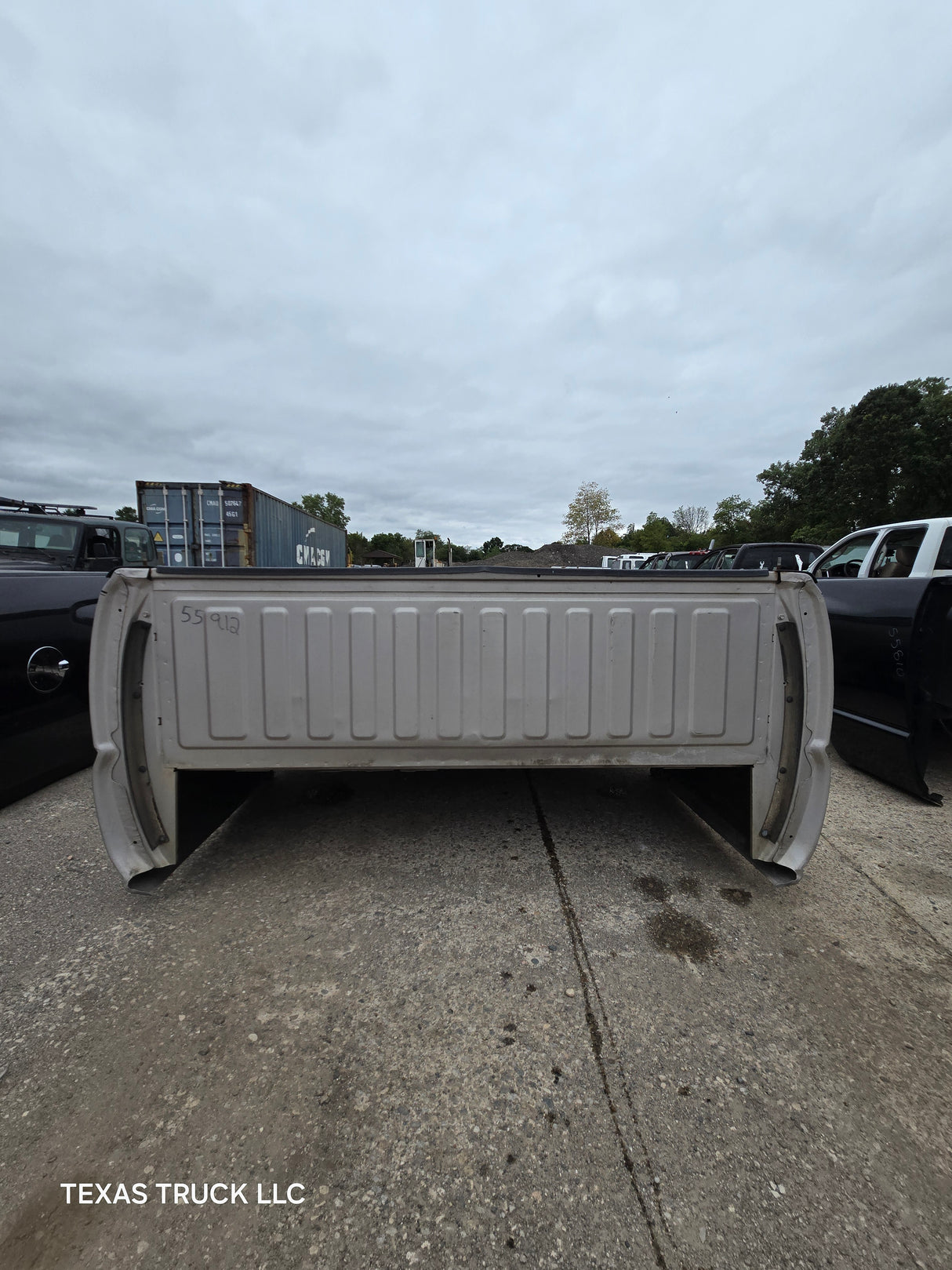 1999-2007 Chevrolet Silverado / GMC Sierra 1500 2500 3500 HD 8' Long Bed Truck Bed - Pewter/Tan