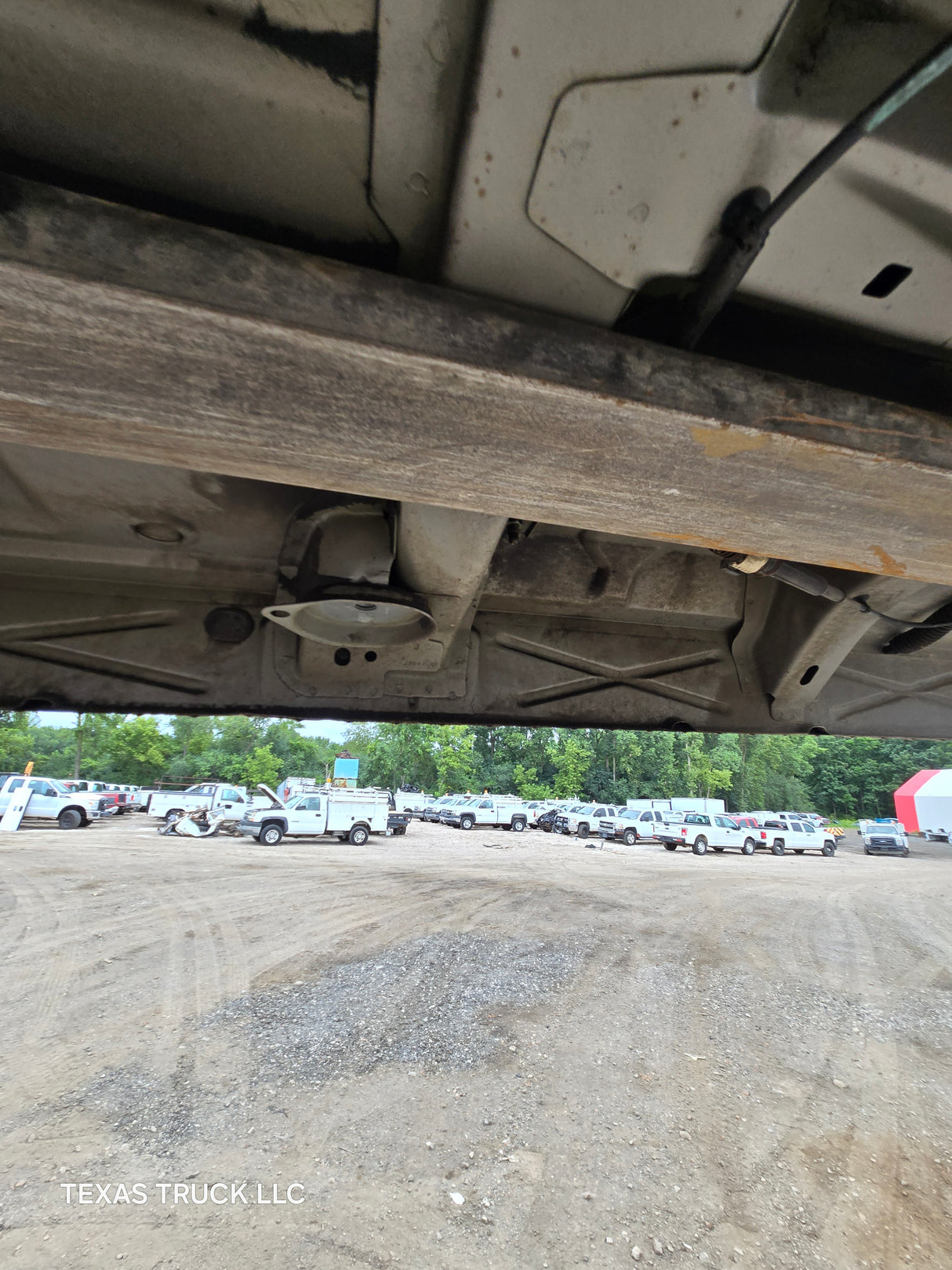 1999-2007 Chevrolet Silverado / GMC Sierra 1500 2500 HD 3500HD Extended Cab Body - Pewter/Tan