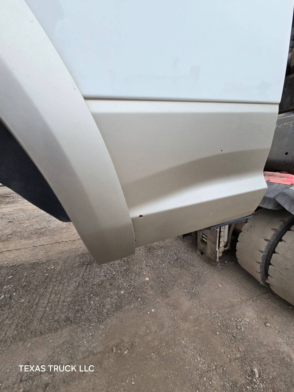 2009-2018 Dodge Ram 4th Gen 1500 2500 3500 6' 4" Short Truck Bed - Bright White Clear Coat & Pebble Beige/Bark Brown
