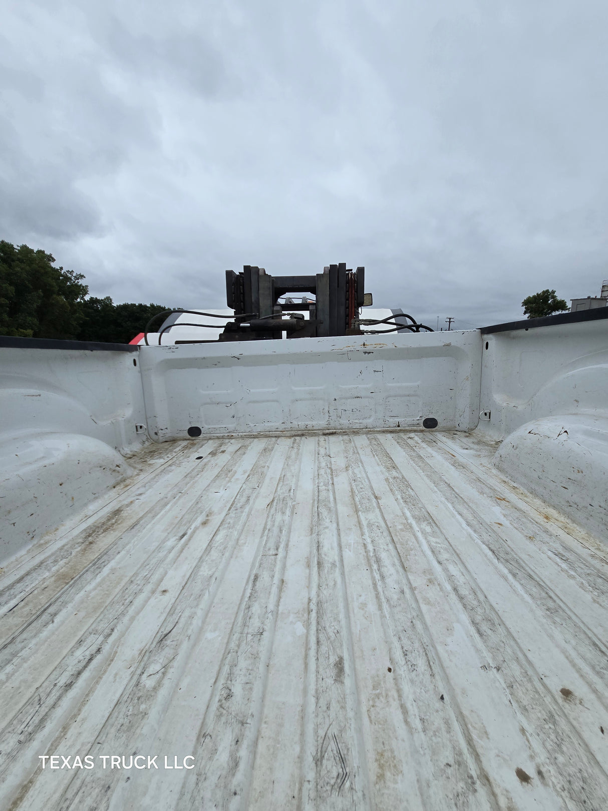 2009-2018 Dodge Ram 4th Gen 1500 2500 3500 6' 4" Short Truck Bed - Bright White Clear Coat & Pebble Beige/Bark Brown