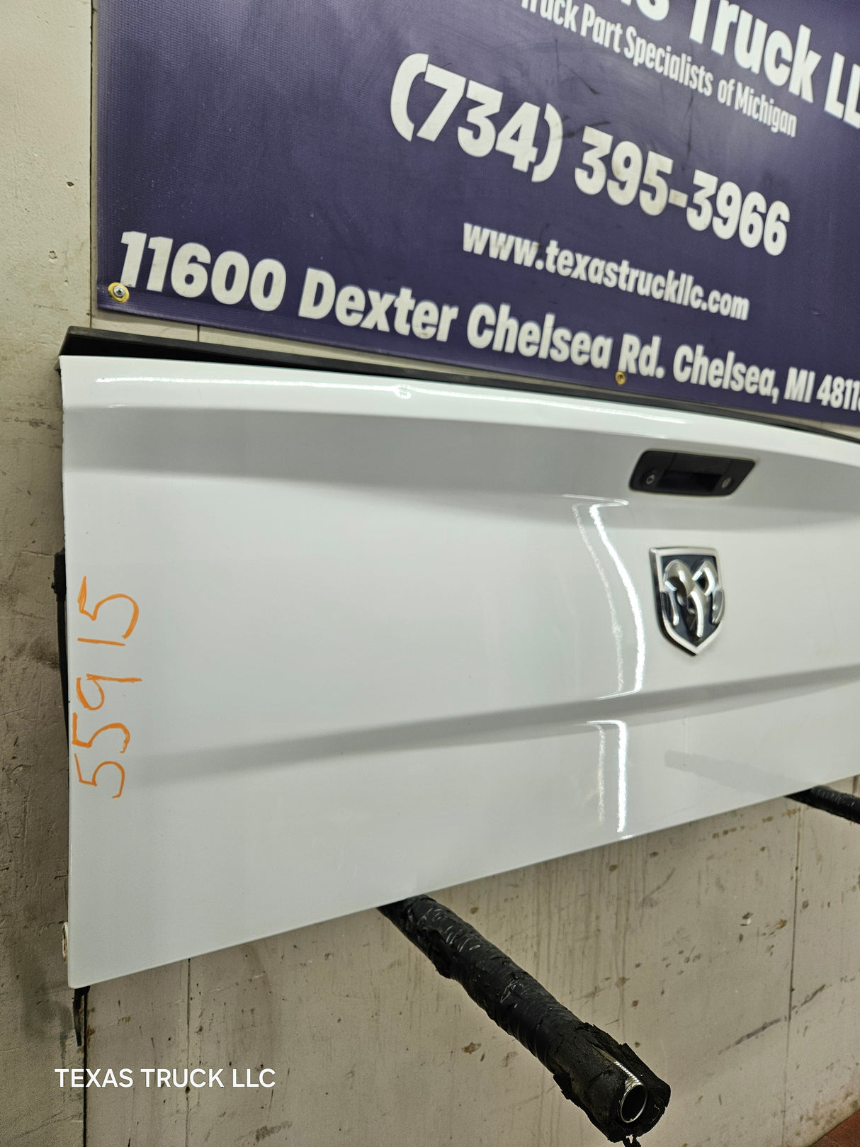 2009-2018 Dodge Ram 4th Gen 1500 2500 3500 Tailgate - Bright White Clear Coat