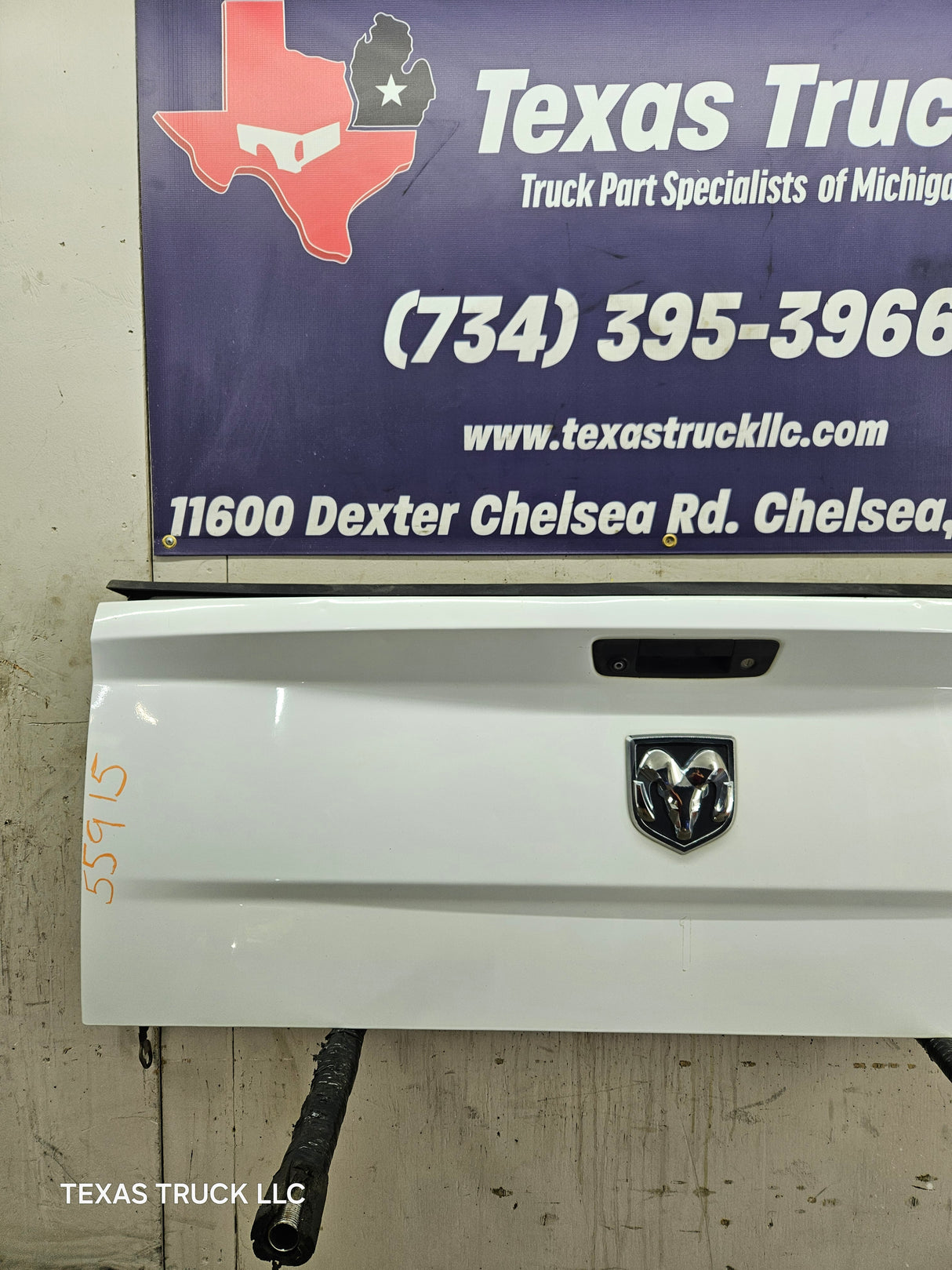 2009-2018 Dodge Ram 4th Gen 1500 2500 3500 Tailgate - Bright White Clear Coat