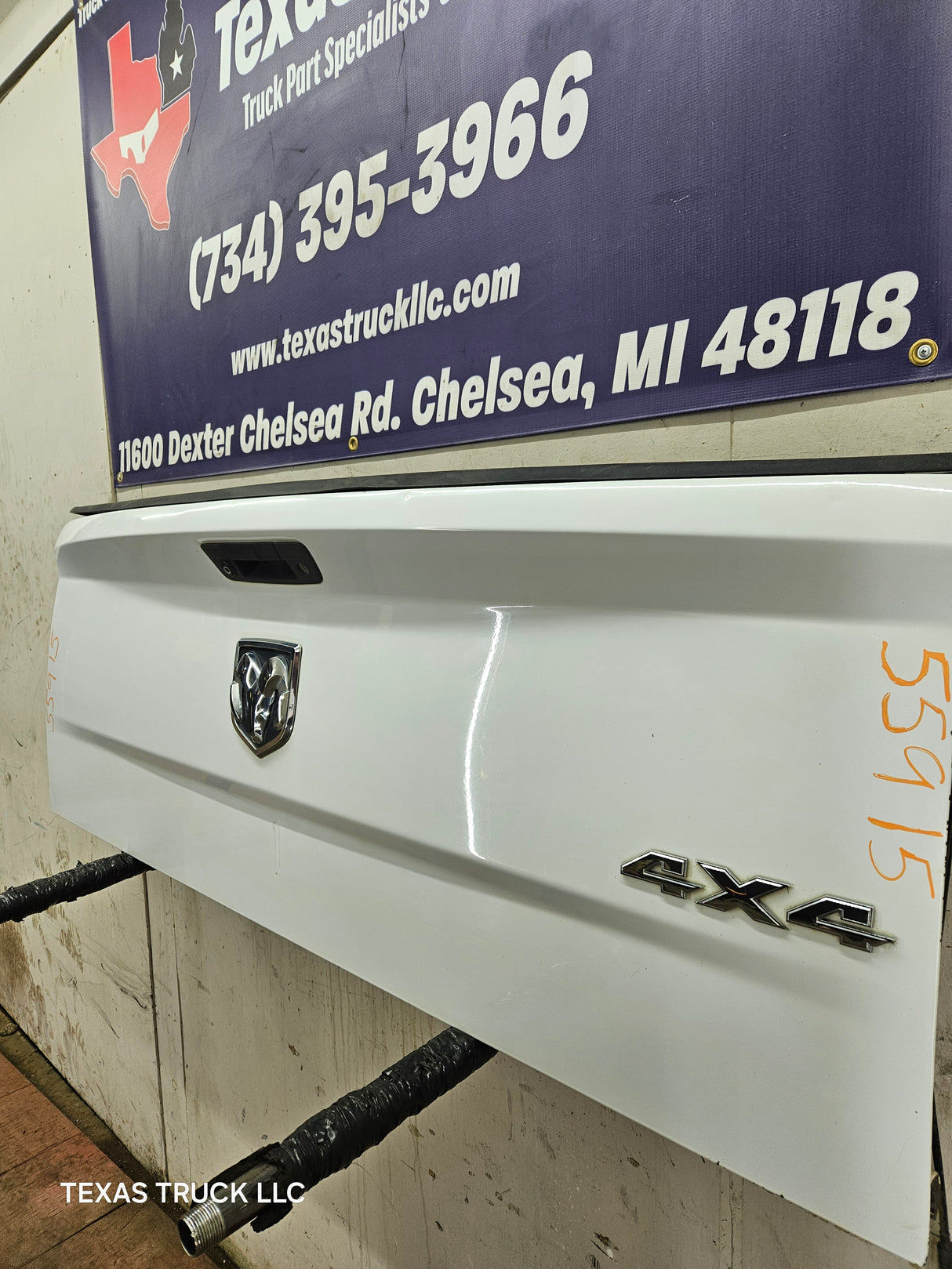 2009-2018 Dodge Ram 4th Gen 1500 2500 3500 Tailgate - Bright White Clear Coat