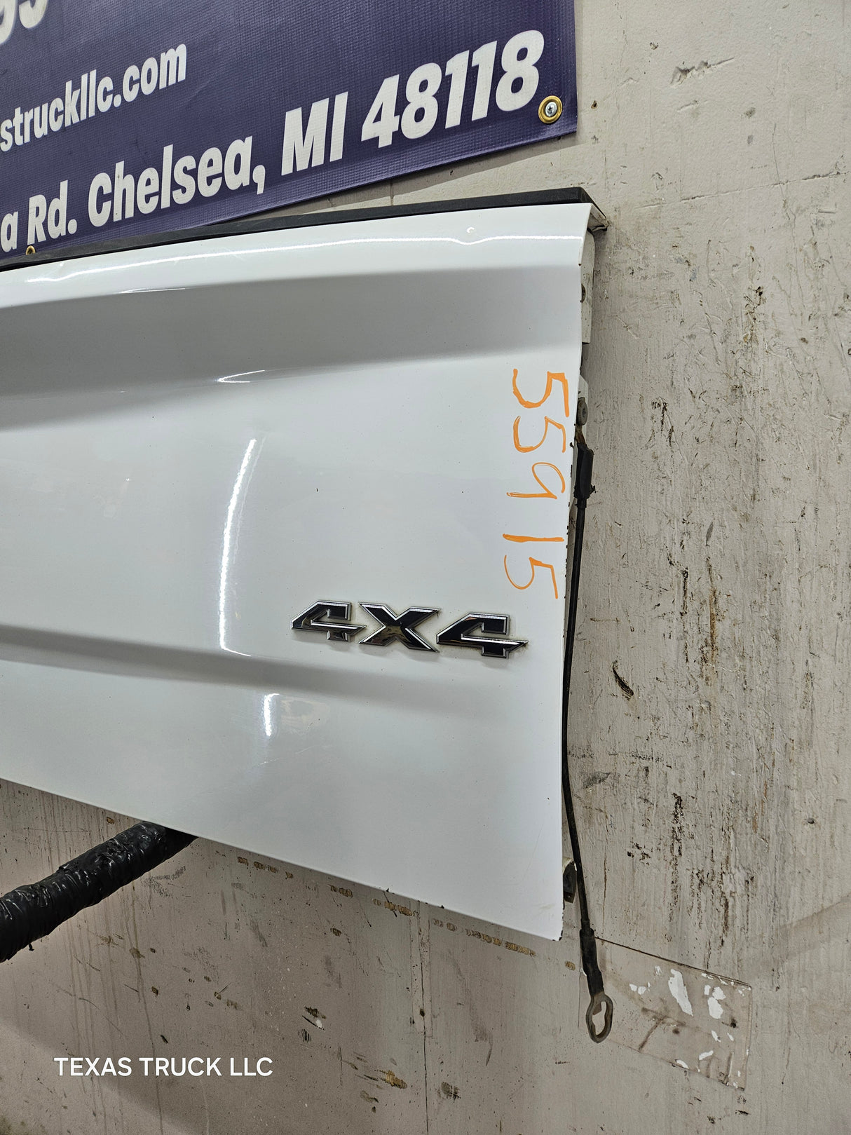 2009-2018 Dodge Ram 4th Gen 1500 2500 3500 Tailgate - Bright White Clear Coat