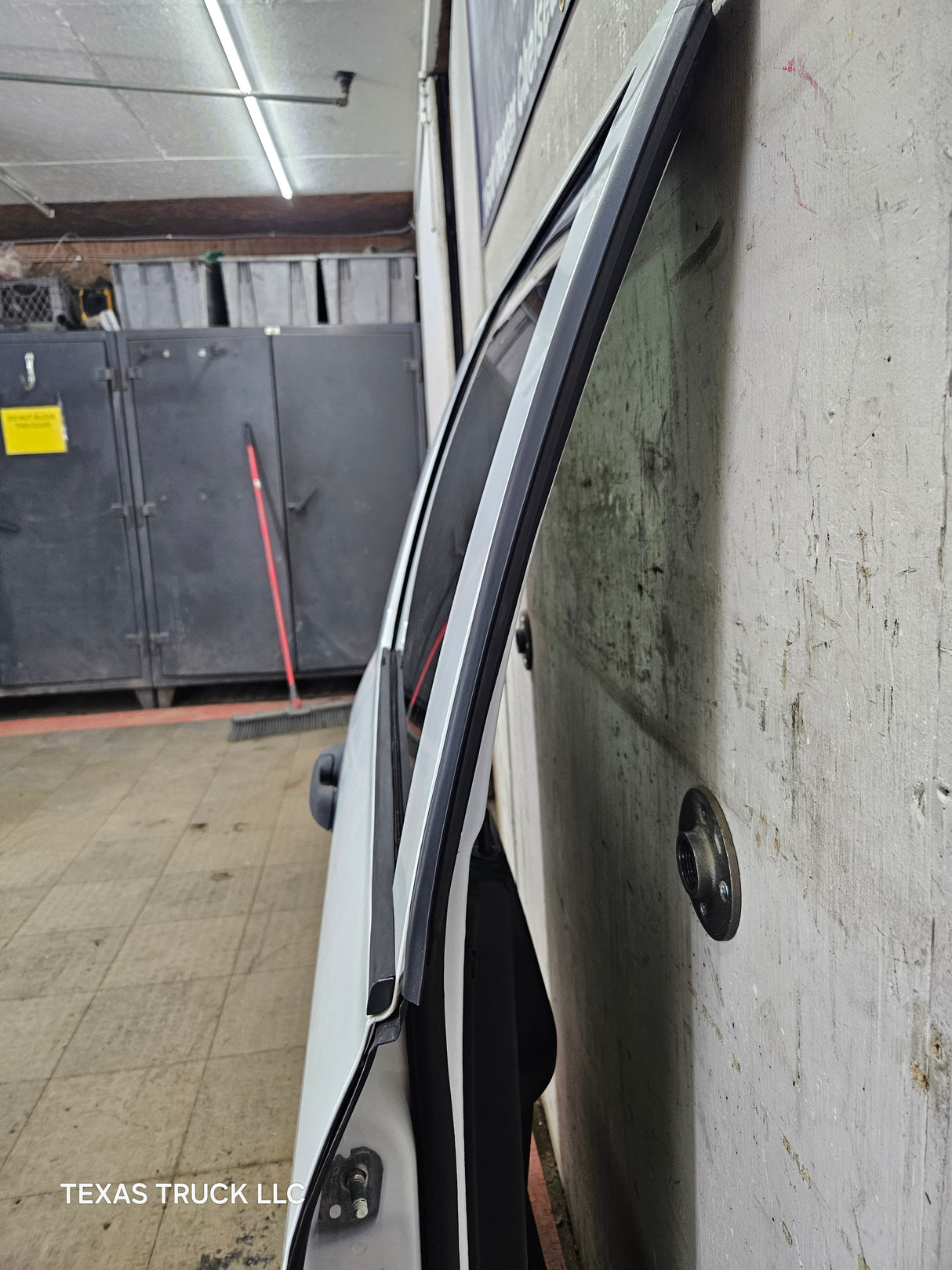 2009-2018 Dodge Ram 4th Gen RH Passenger Side Rear CREW Cab Door 1500 2500 3500 4500 5500 - Bright White Clear Coat