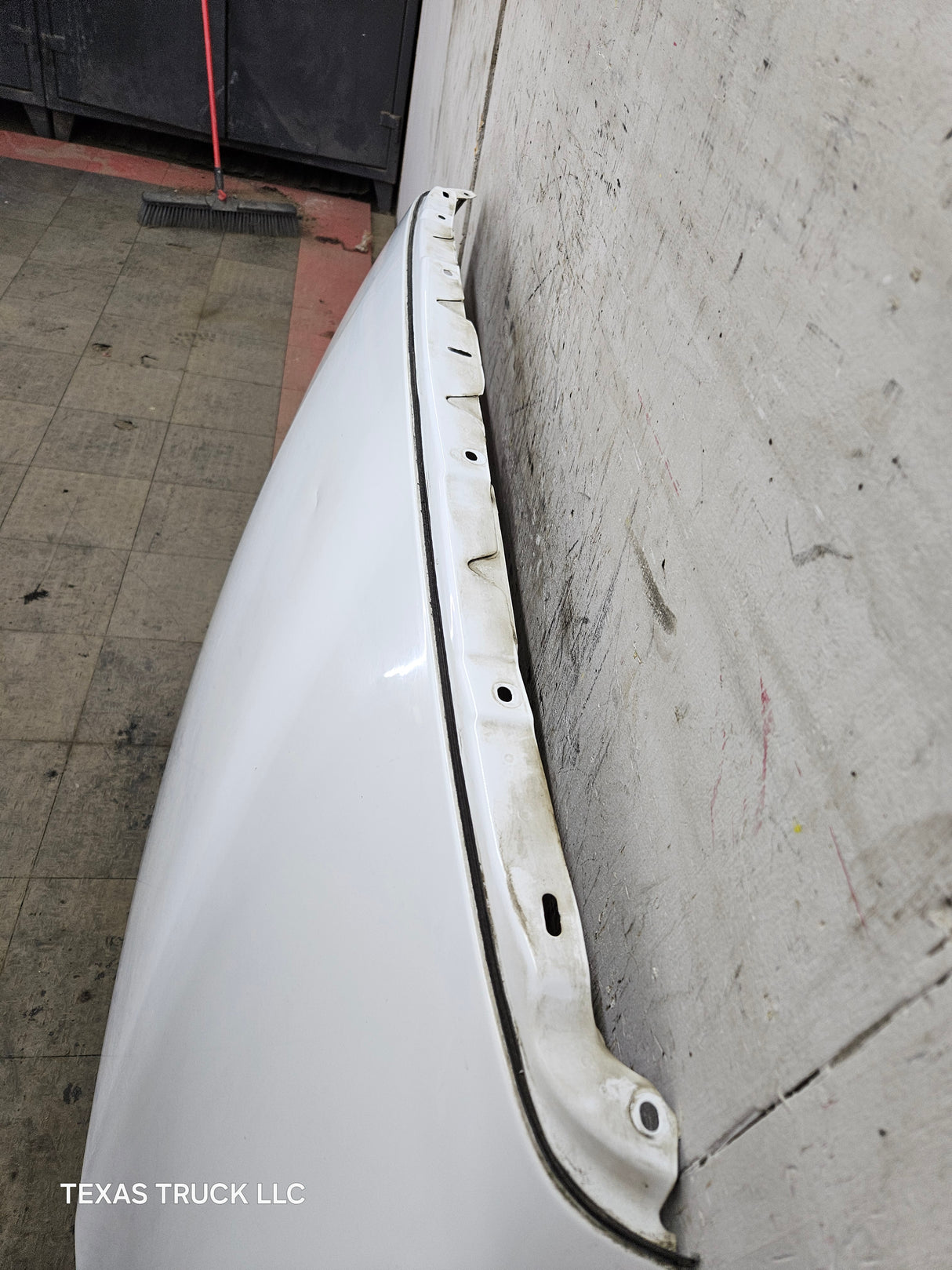 2003-2008 Dodge Ram 3rd Gen 1500 2500 3500 Hood - White