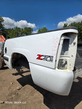 1999-2007 Chevrolet Silverado / GMC Sierra 6' 6" Short Truck Bed - Summit White