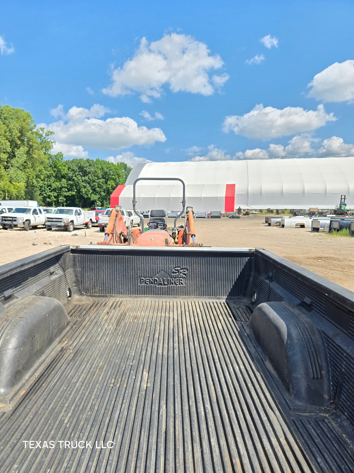 1999-2007 Chevrolet Silverado / GMC Sierra 6' 6" Short Truck Bed - Summit White