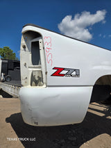 1999-2007 Chevrolet Silverado / GMC Sierra 6' 6" Short Truck Bed - Summit White