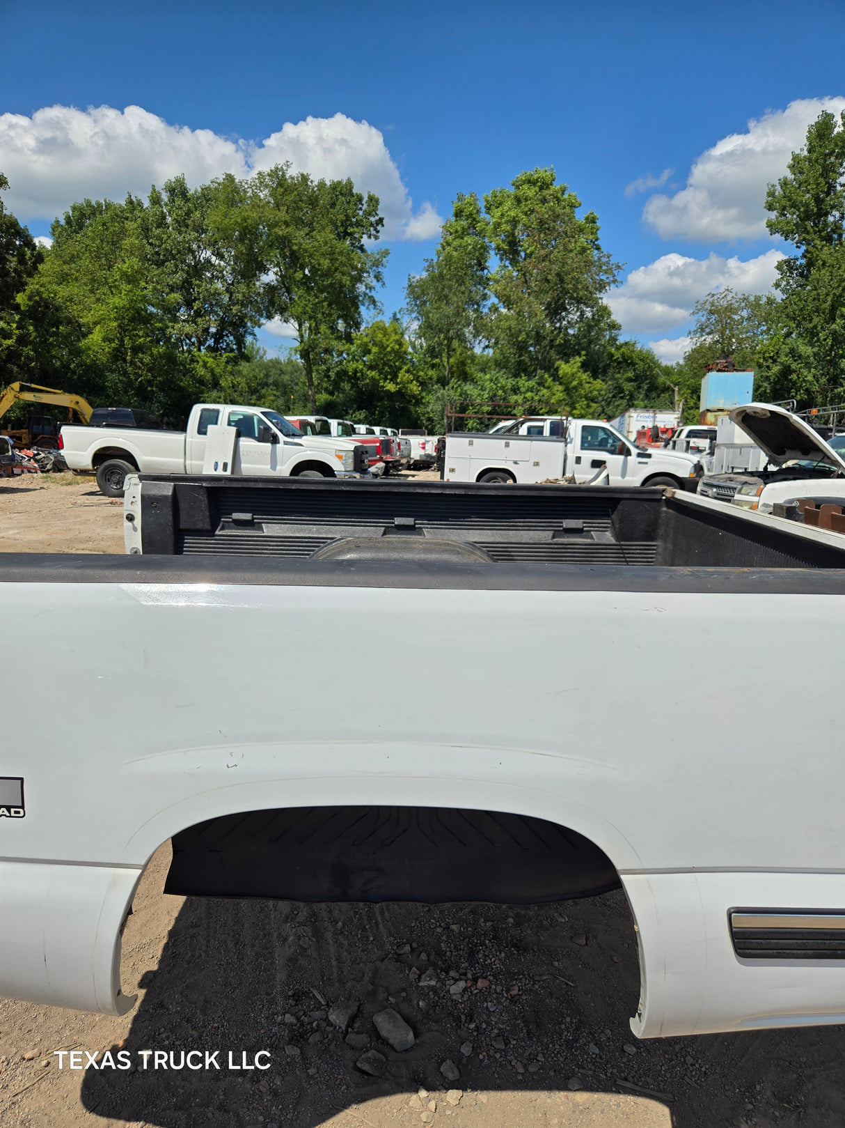 1999-2007 Chevrolet Silverado / GMC Sierra 6' 6" Short Truck Bed - Summit White
