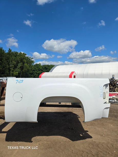 2007-2013 GMC Sierra 1500 2500 3500 HD 6' 6" Short Truck Bed - Summit white