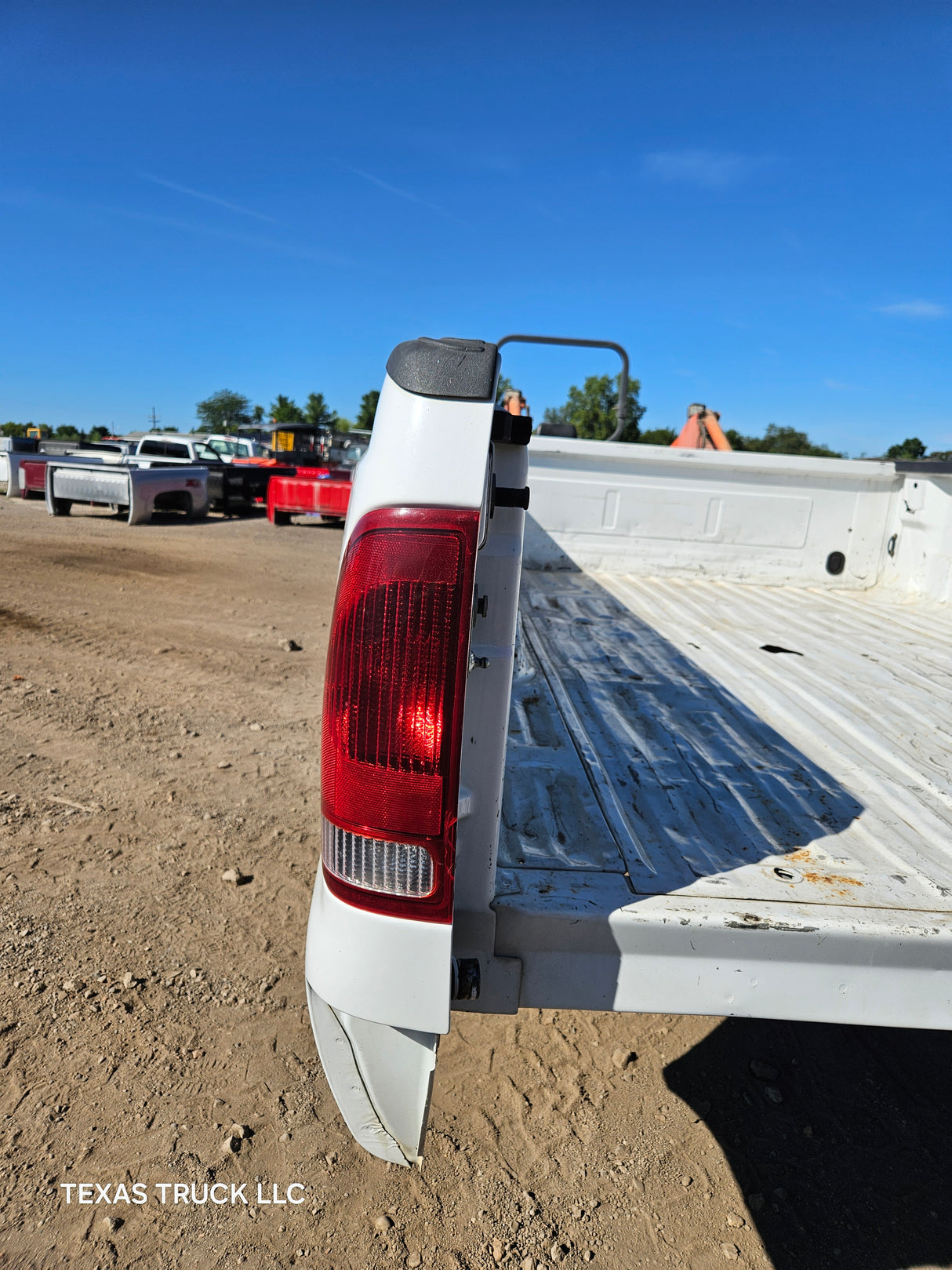 1999-2010 Ford F250 F350 Super Duty 8' Long Truck Bed - Oxford White