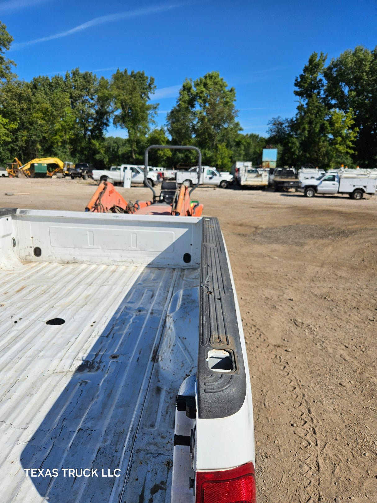 1999-2010 Ford F250 F350 Super Duty 8' Long Truck Bed - Oxford White