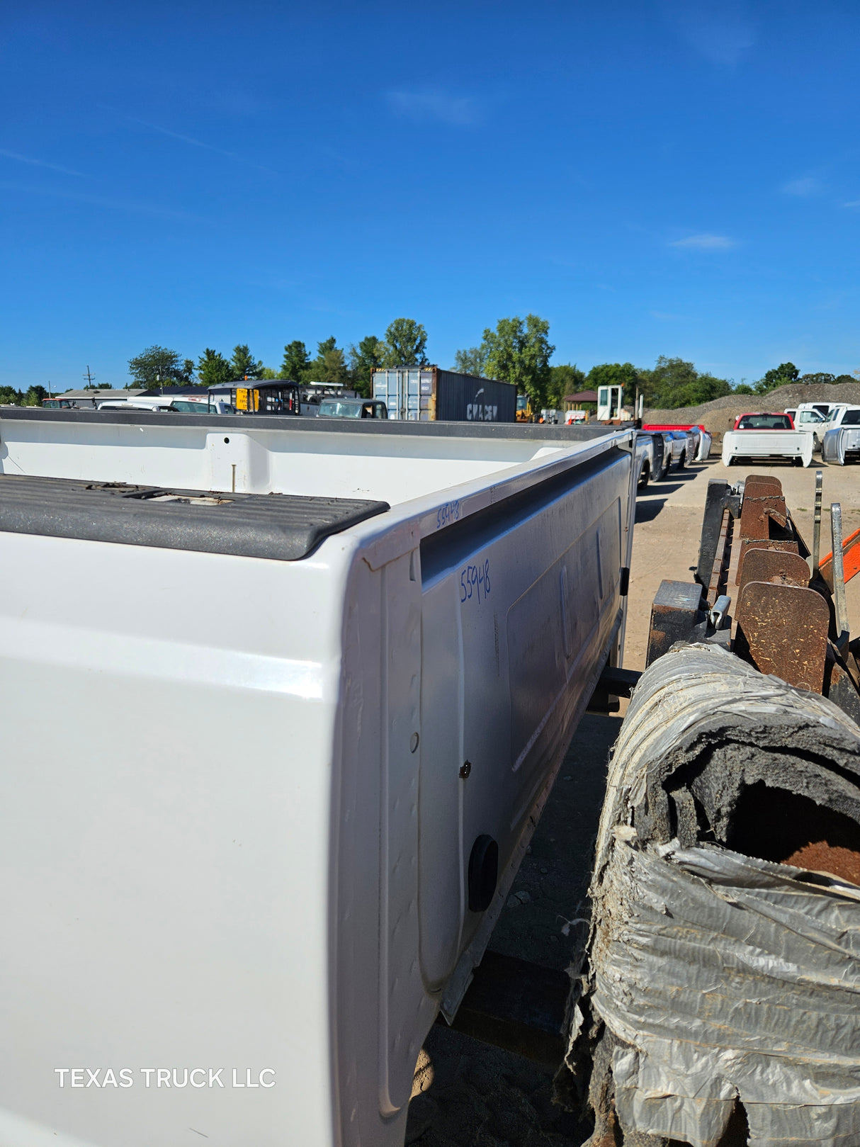 1999-2010 Ford F250 F350 Super Duty 8' Long Truck Bed - Oxford White