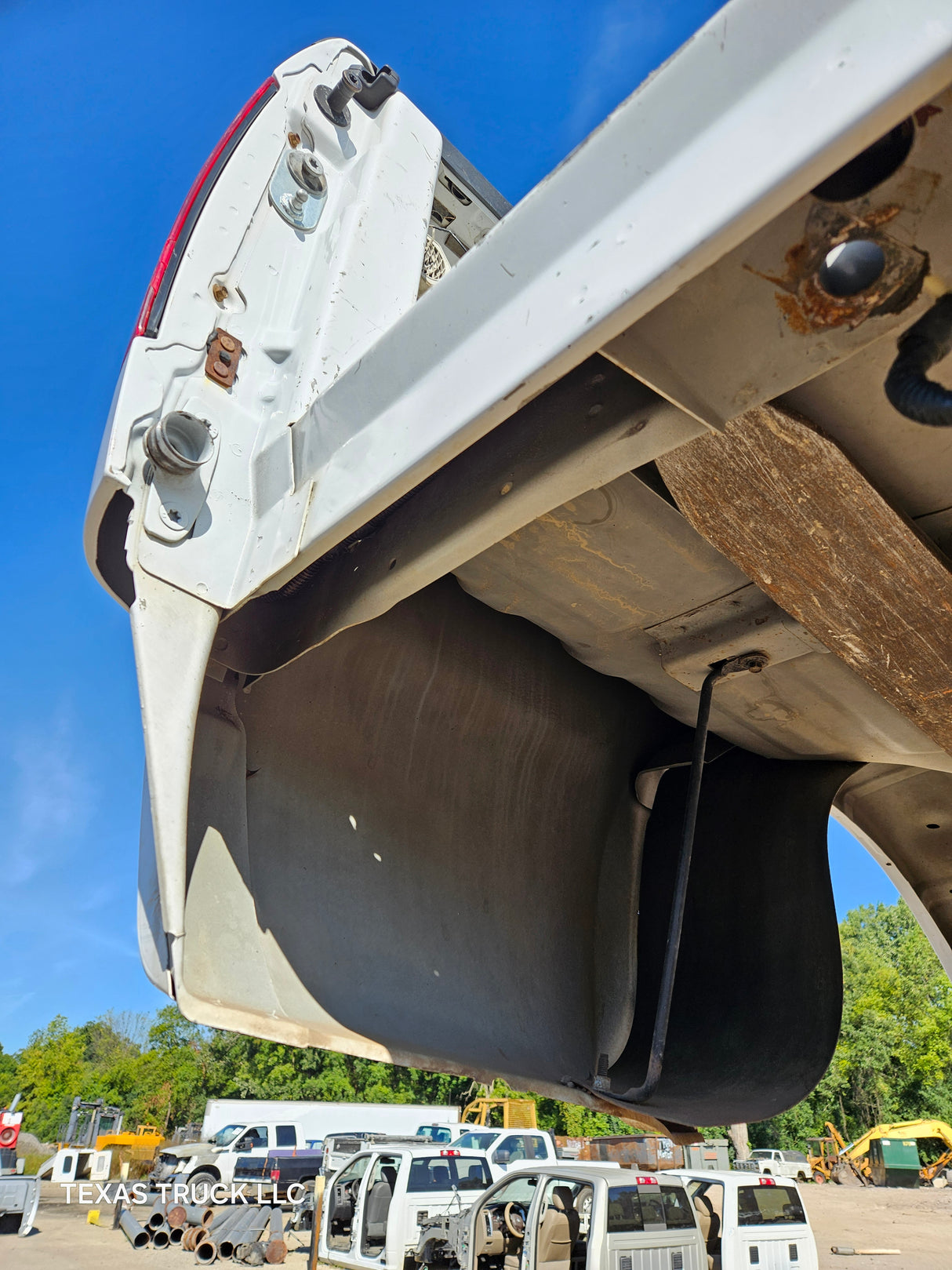 1999-2010 Ford F250 F350 Super Duty 8' Long Truck Bed - Oxford White