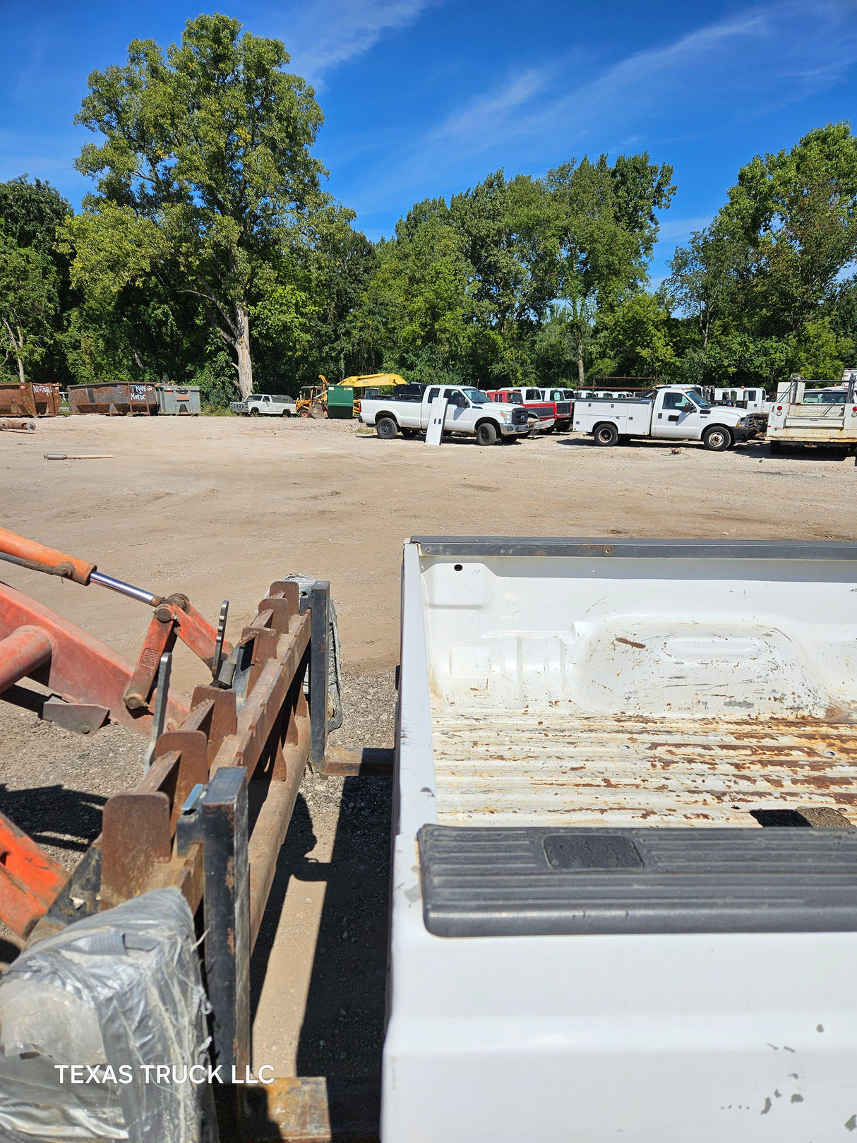 1999-2010 Ford Super Duty F250 F350 6' 9" Short Truck Bed - White & Tan