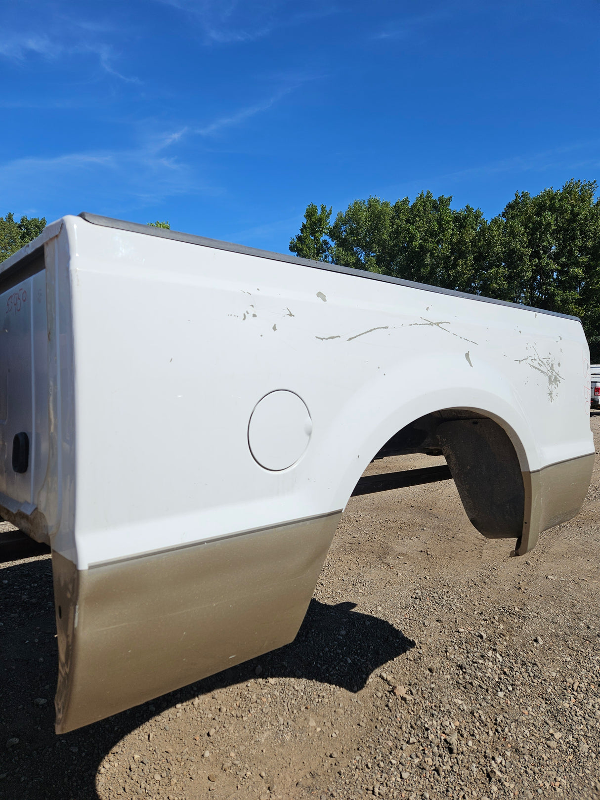 1999-2010 Ford Super Duty F250 F350 6' 9" Short Truck Bed - White & Tan