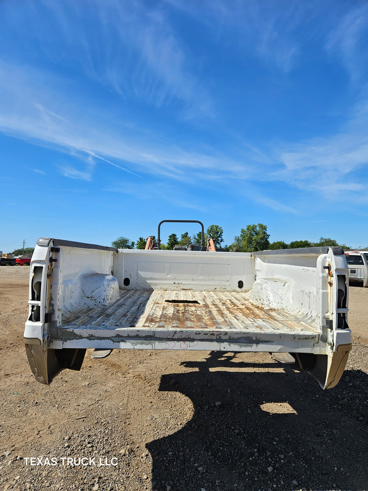 1999-2010 Ford Super Duty F250 F350 6' 9" Short Truck Bed - White & Tan