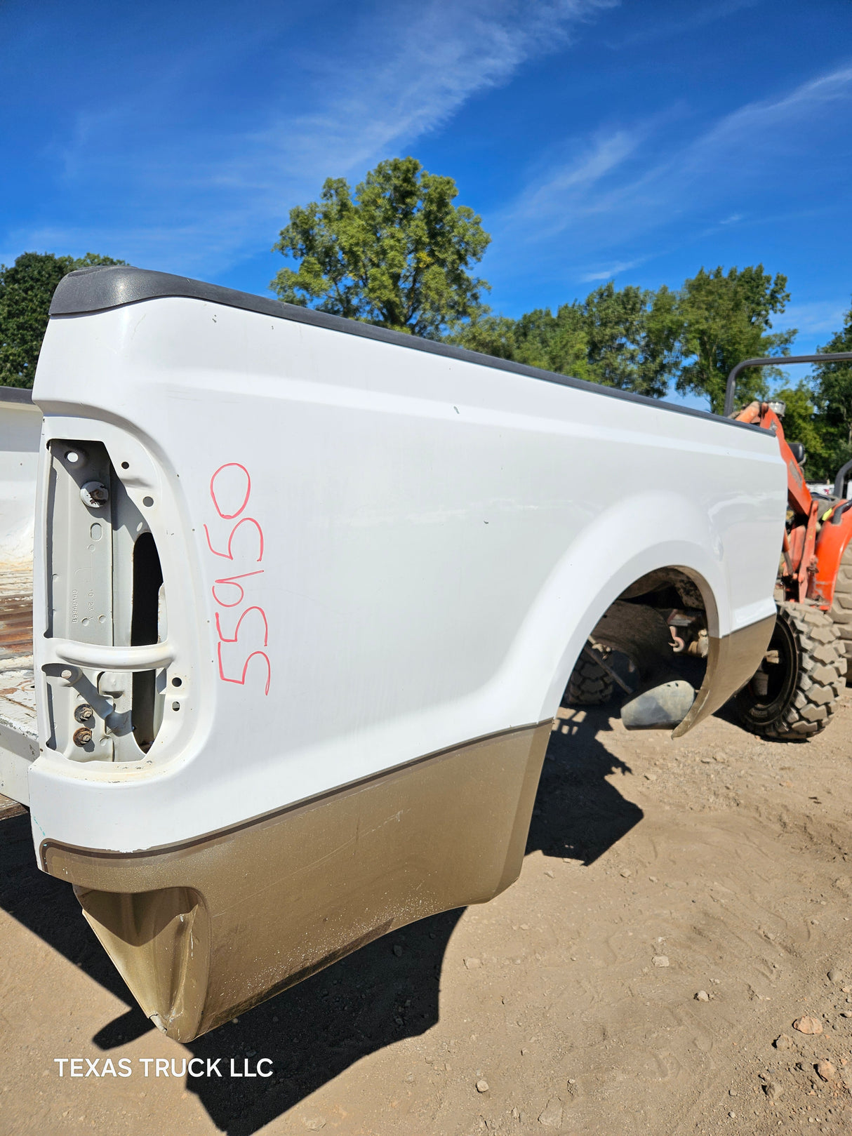 1999-2010 Ford Super Duty F250 F350 6' 9" Short Truck Bed - White & Tan