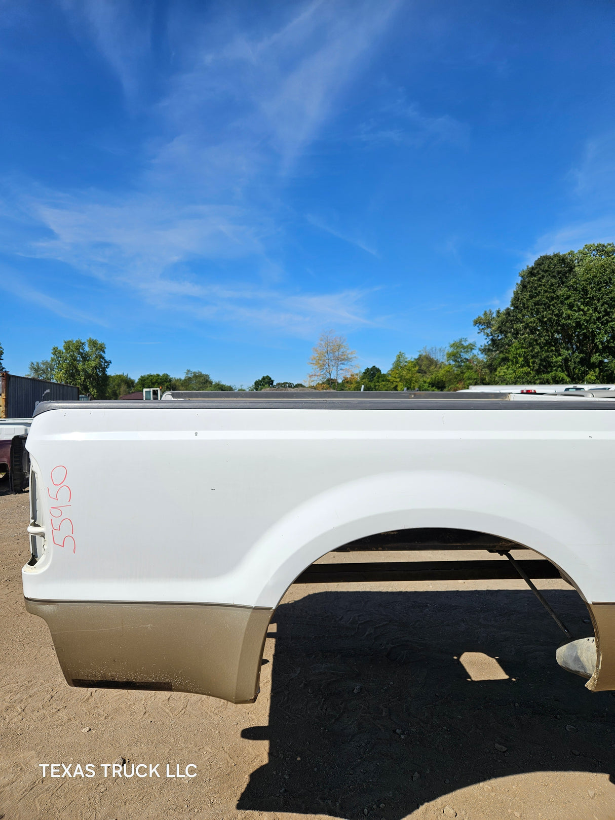 1999-2010 Ford Super Duty F250 F350 6' 9" Short Truck Bed - White & Tan