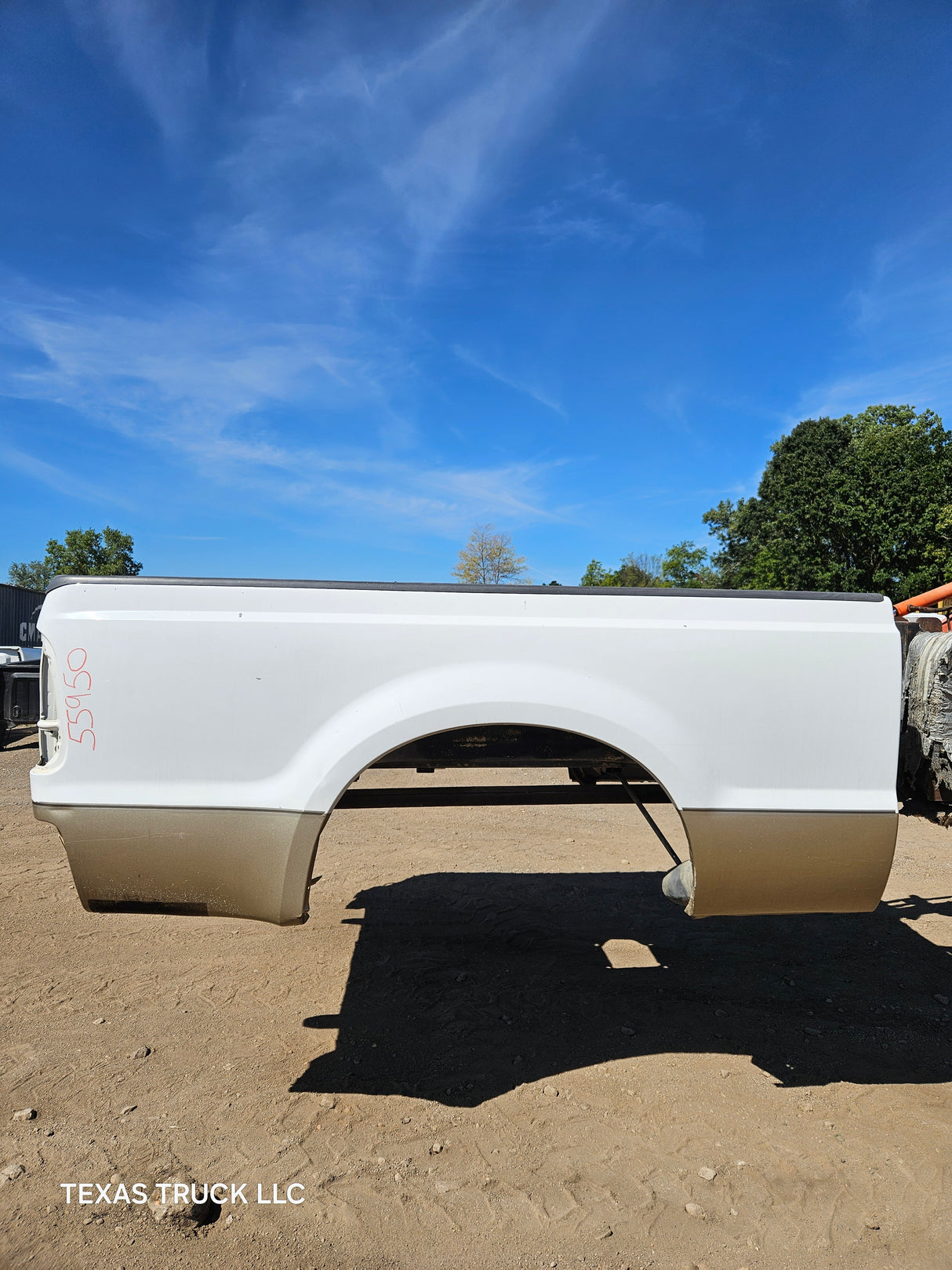 1999-2010 Ford Super Duty F250 F350 6' 9" Short Truck Bed - White & Tan
