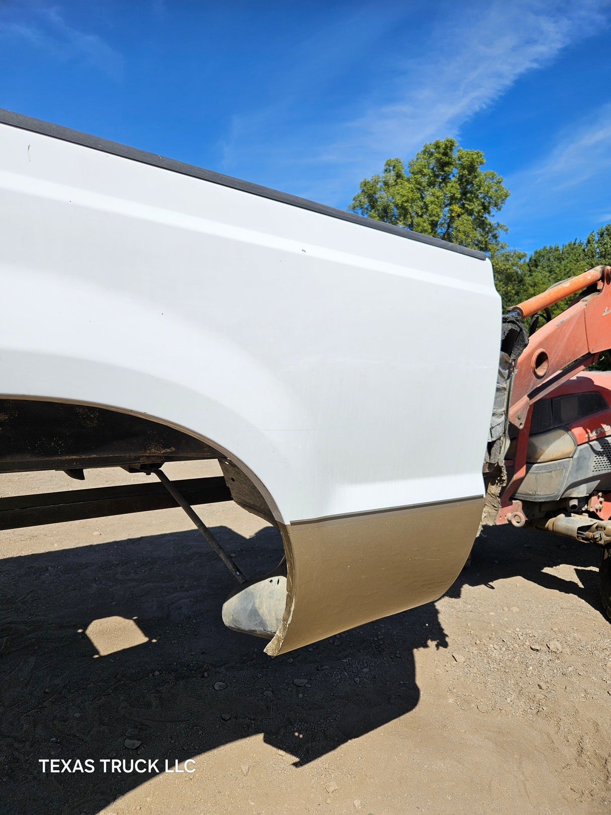 1999-2010 Ford Super Duty F250 F350 6' 9" Short Truck Bed - White & Tan