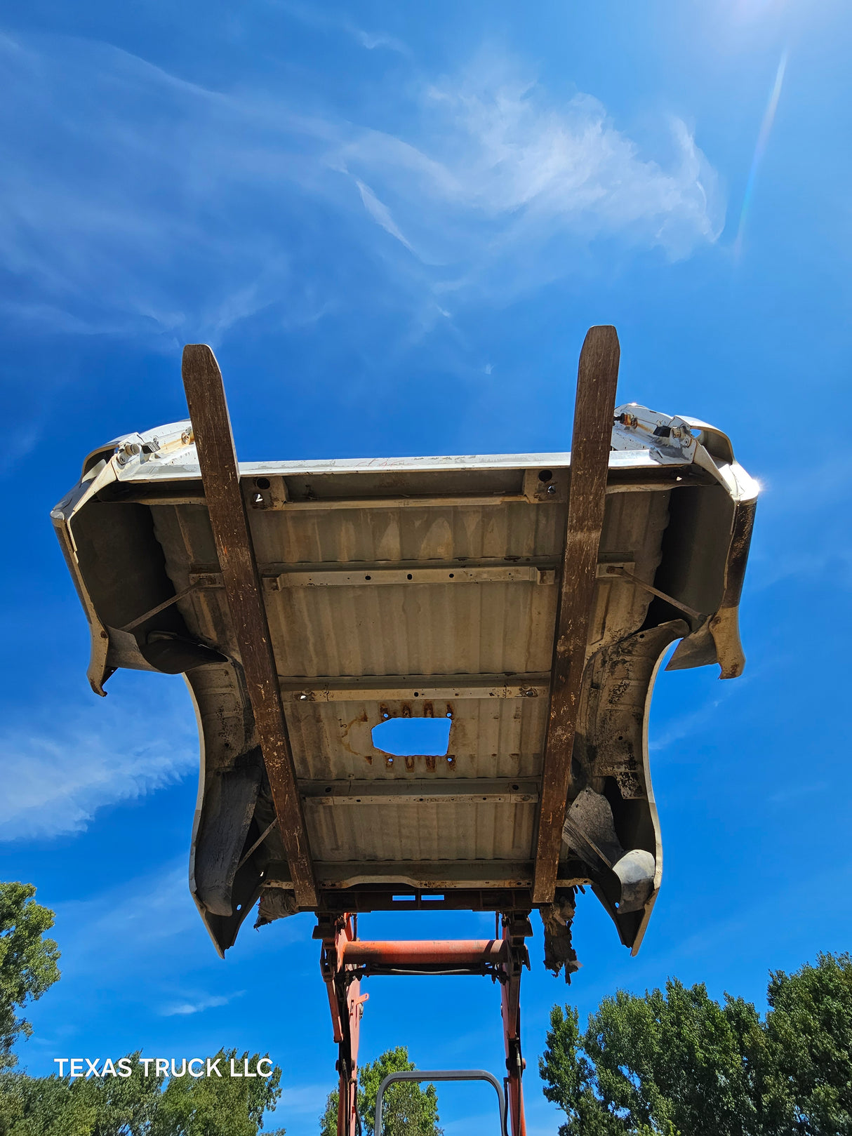 1999-2010 Ford Super Duty F250 F350 6' 9" Short Truck Bed - White & Tan