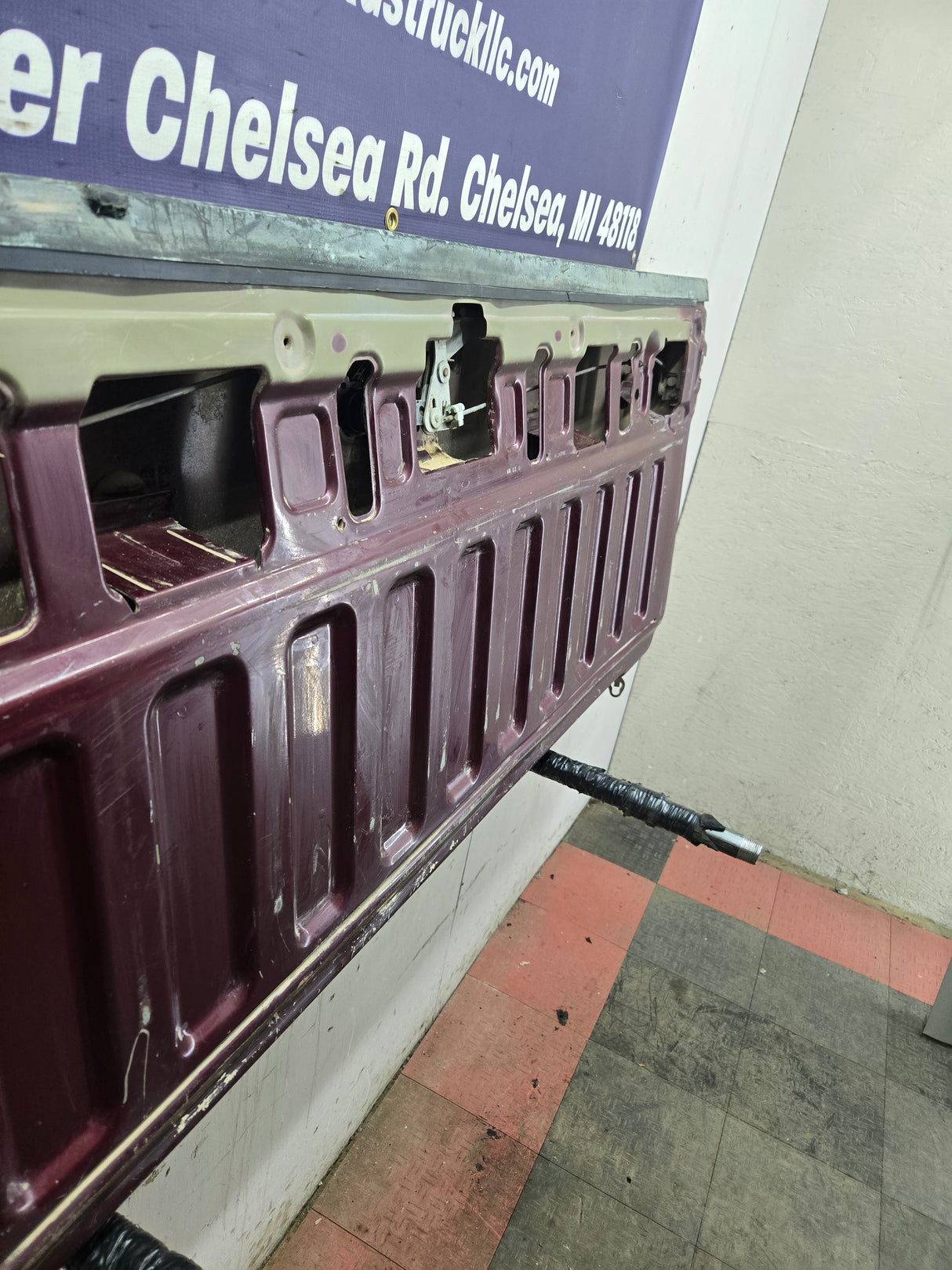 2004-2008 Ford F-150 Tailgate - Maroon