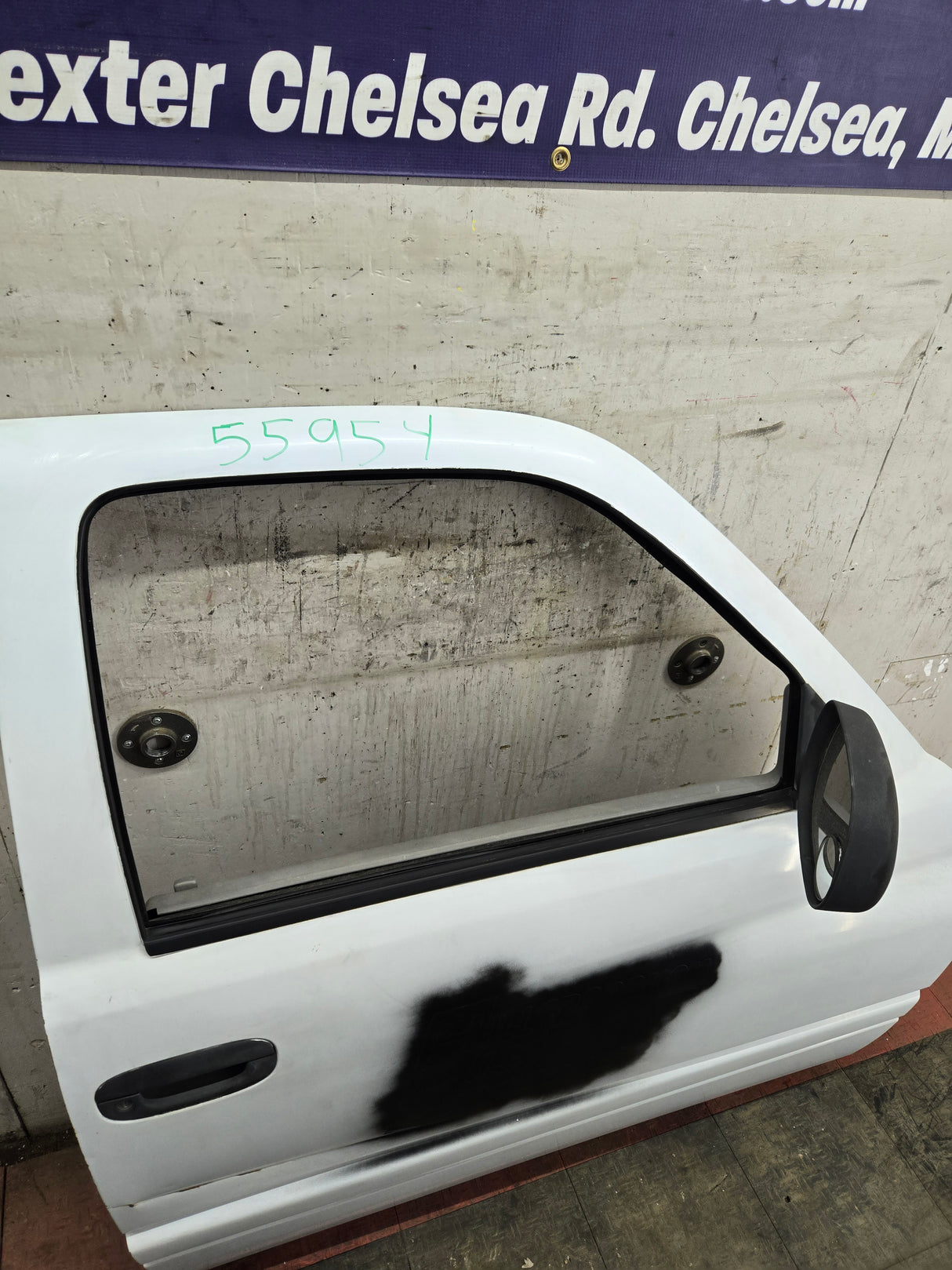 1994-2002 Dodge Ram 2nd Gen RH Passenger Side Front Door Regular Cab / 2 Door Ext Cab 1500 2500 3500 ROUND CORNER - White