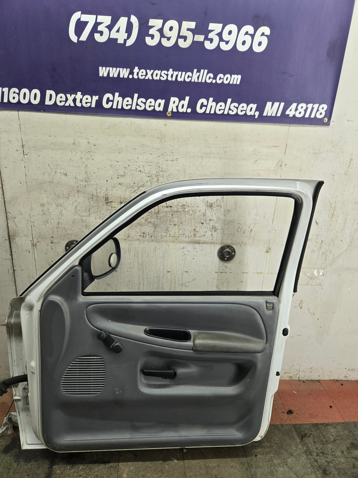 1994-2002 Dodge Ram 2nd Gen RH Passenger Side Front Door Regular Cab / 2 Door Ext Cab 1500 2500 3500 ROUND CORNER - White