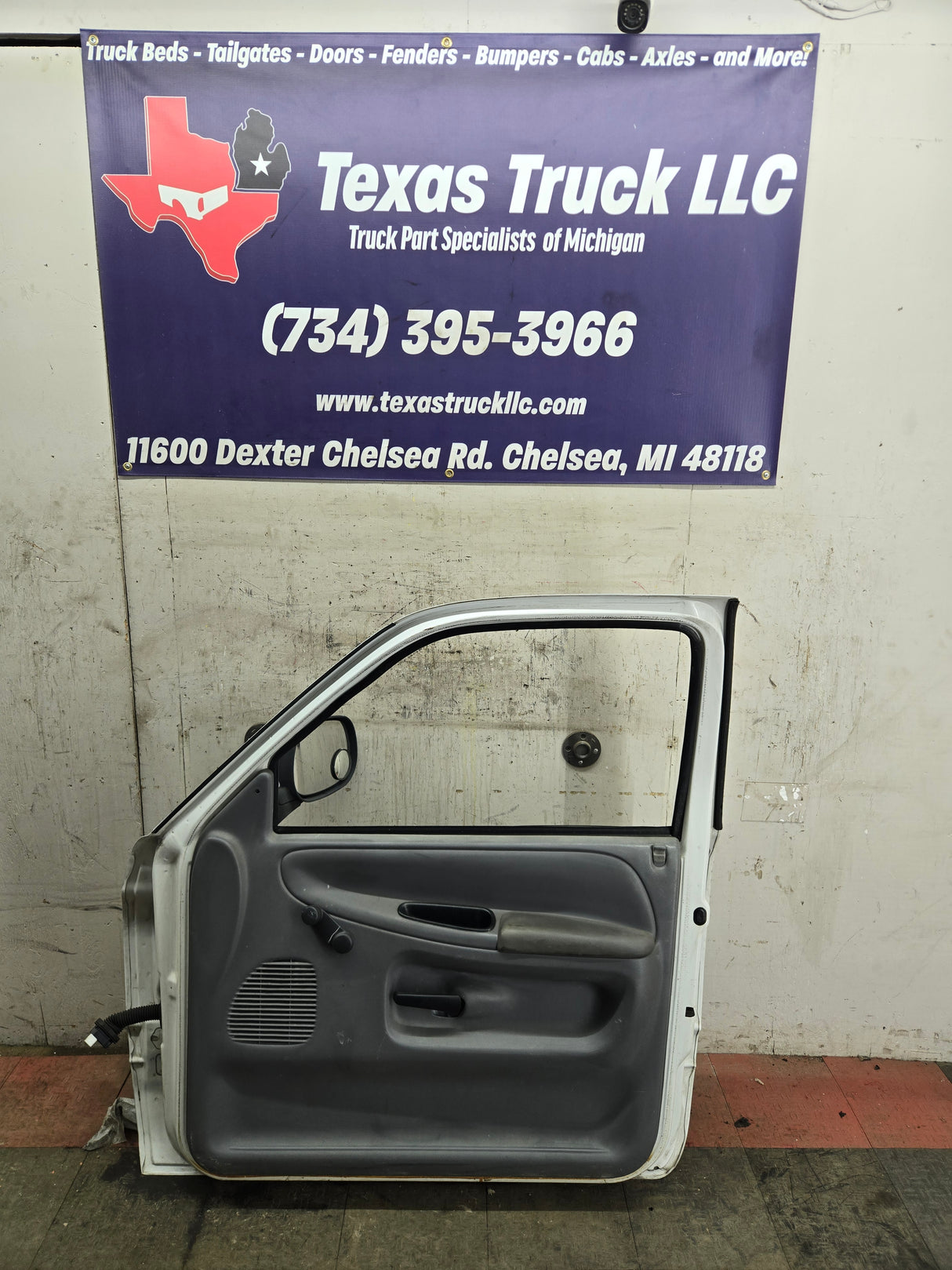 1994-2002 Dodge Ram 2nd Gen RH Passenger Side Front Door Regular Cab / 2 Door Ext Cab 1500 2500 3500 ROUND CORNER - White