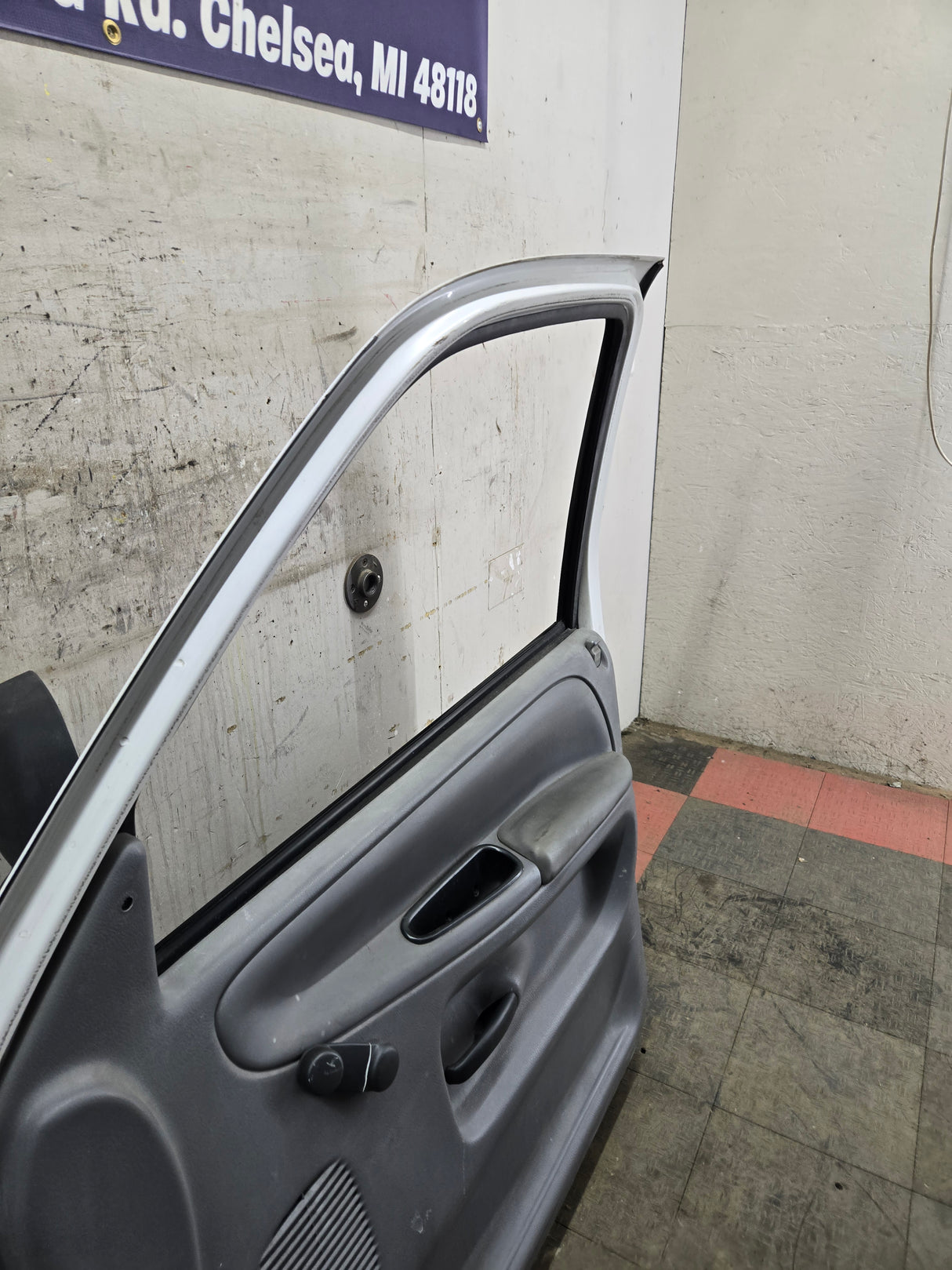 1994-2002 Dodge Ram 2nd Gen RH Passenger Side Front Door Regular Cab / 2 Door Ext Cab 1500 2500 3500 ROUND CORNER - White
