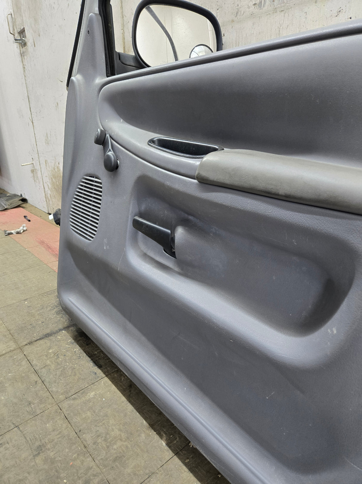 1994-2002 Dodge Ram 2nd Gen RH Passenger Side Front Door Regular Cab / 2 Door Ext Cab 1500 2500 3500 ROUND CORNER - White