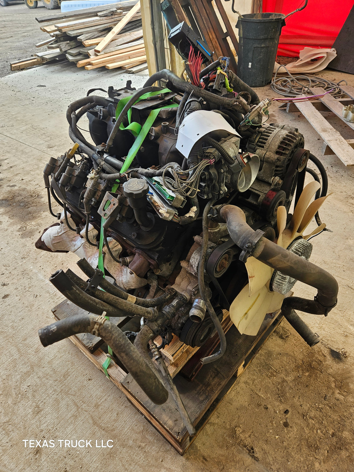 2004 Chevrolet GMC 2500 2500HD 3500HD 6.0 LS Vortec Gas Engine 182k Miles Runs Good