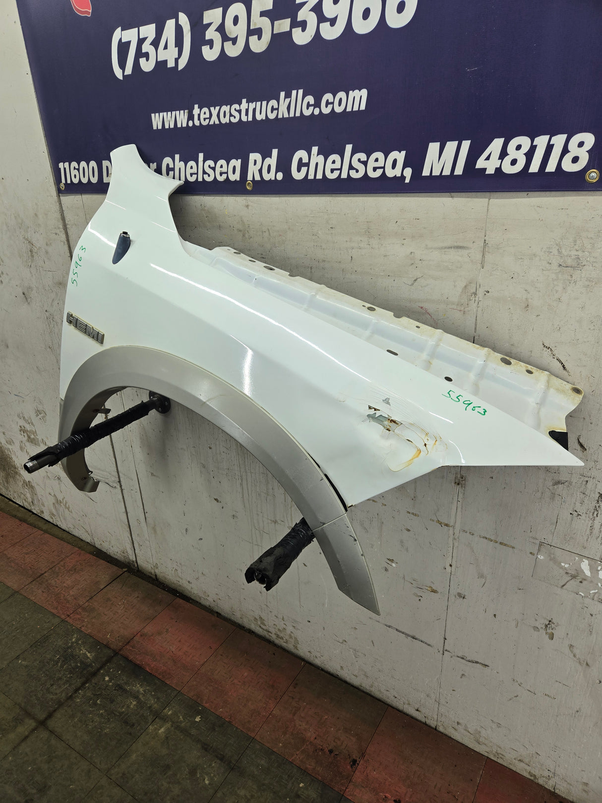 2009-2018 Dodge Ram 4th Gen RH Passenger Side Front Fender 1500 2500 3500 - White & Tan