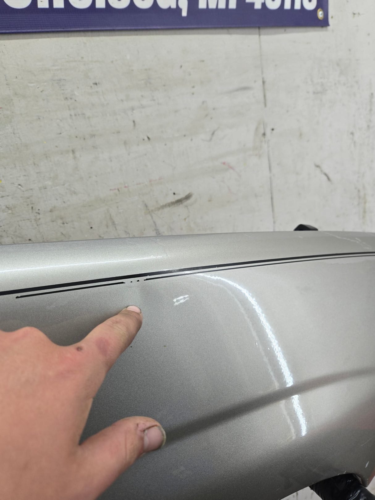 1999-2002 Chevrolet Silverado / Tahoe / Suburban 1500 2500 3500 HD Passenger Front Fender - Tan/Pewter
