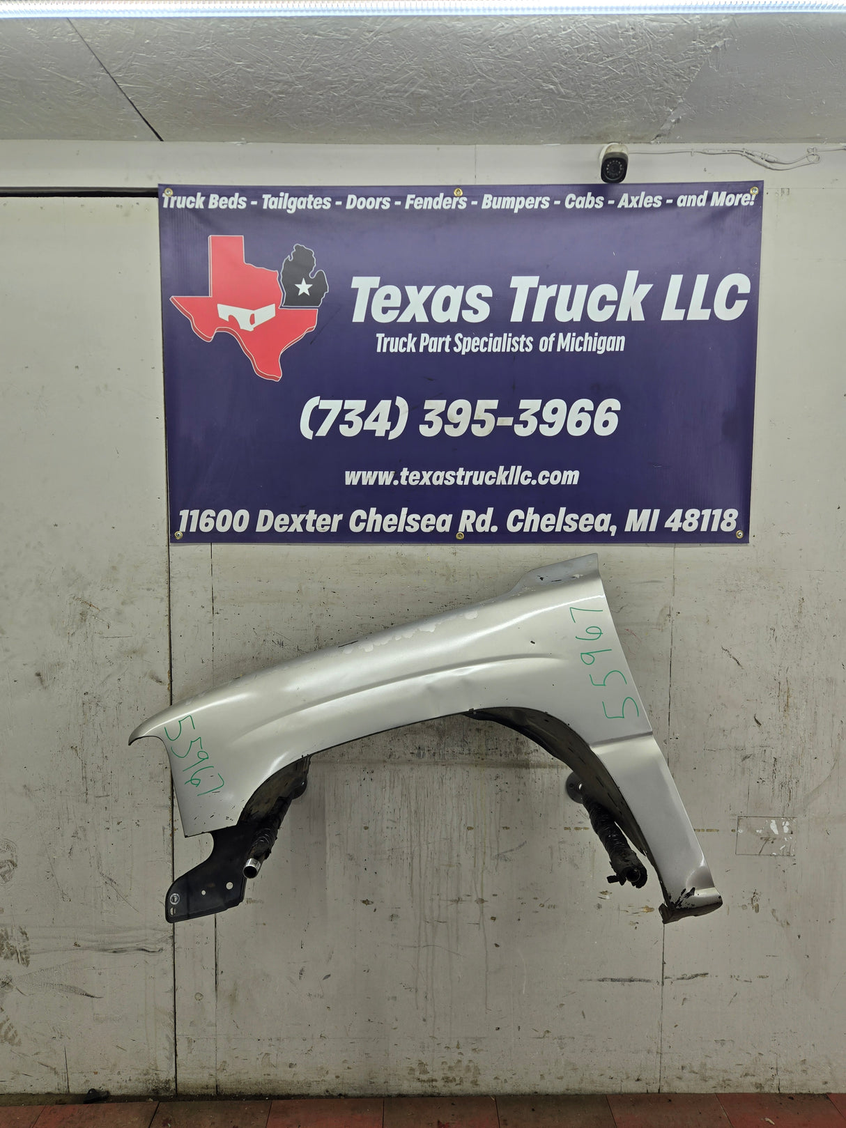 1999-2002 Chevrolet Silverado / Tahoe / Suburban 1500 2500 3500 HD LH Driver Side Front Fender - Pewter