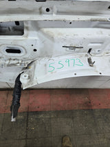 2003-2007 Chevrolet Silverado / Tahoe / Suburban 1500 2500 3500 HD RH Passenger Side "Cateye" Front Fender - Summit White