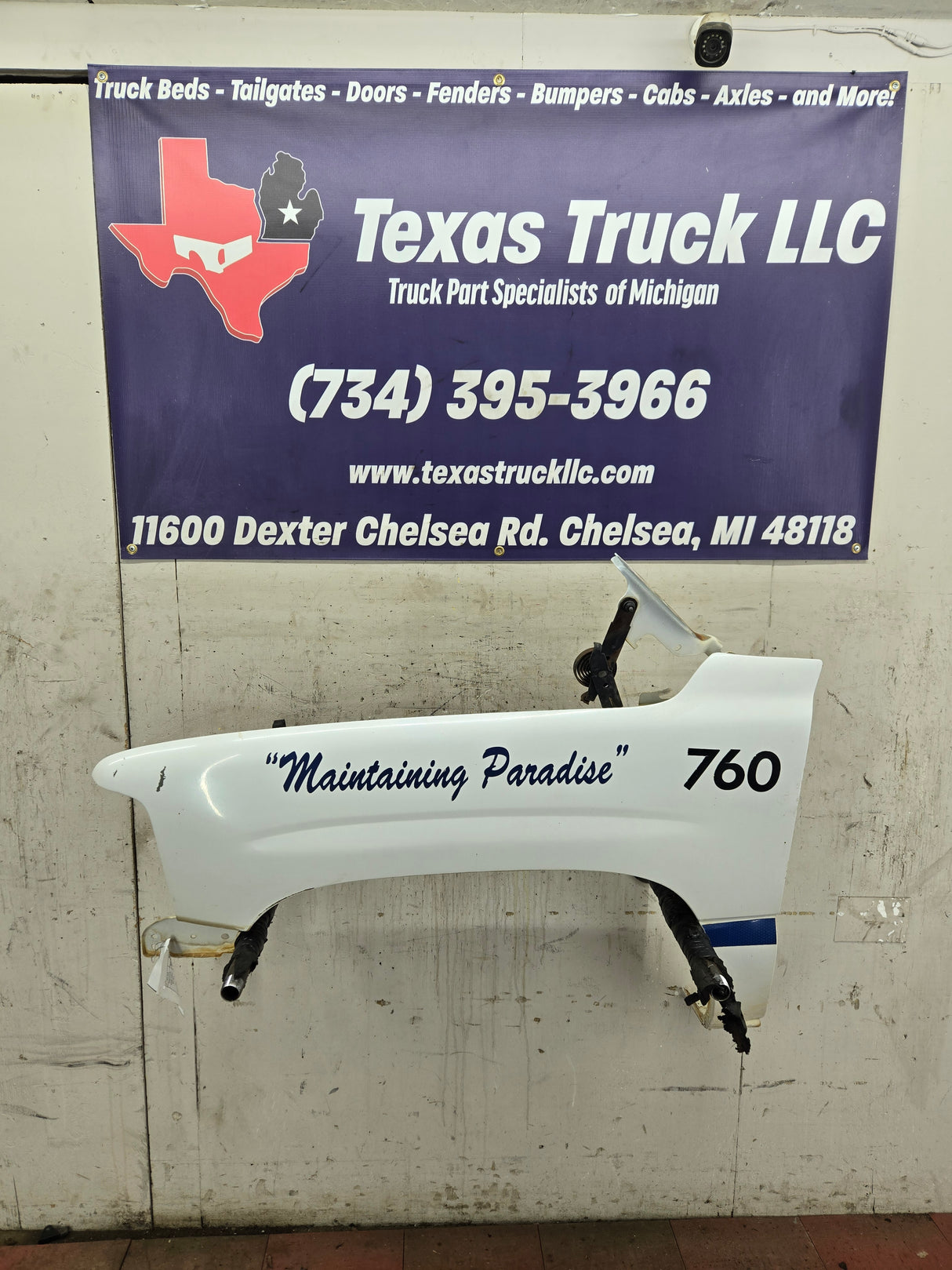 1999-2002 Chevrolet Silverado / Tahoe / Suburban 1500 2500 3500 HD LH Driver Side Front Fender - White