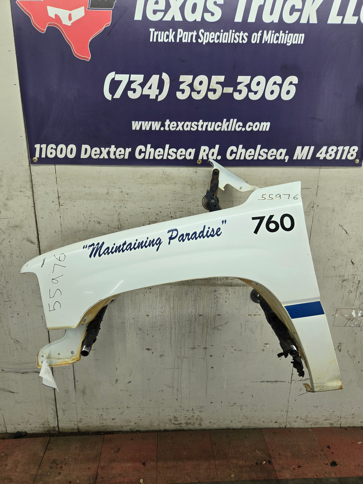 1999-2002 Chevrolet Silverado / Tahoe / Suburban 1500 2500 3500 HD LH Driver Side Front Fender - White